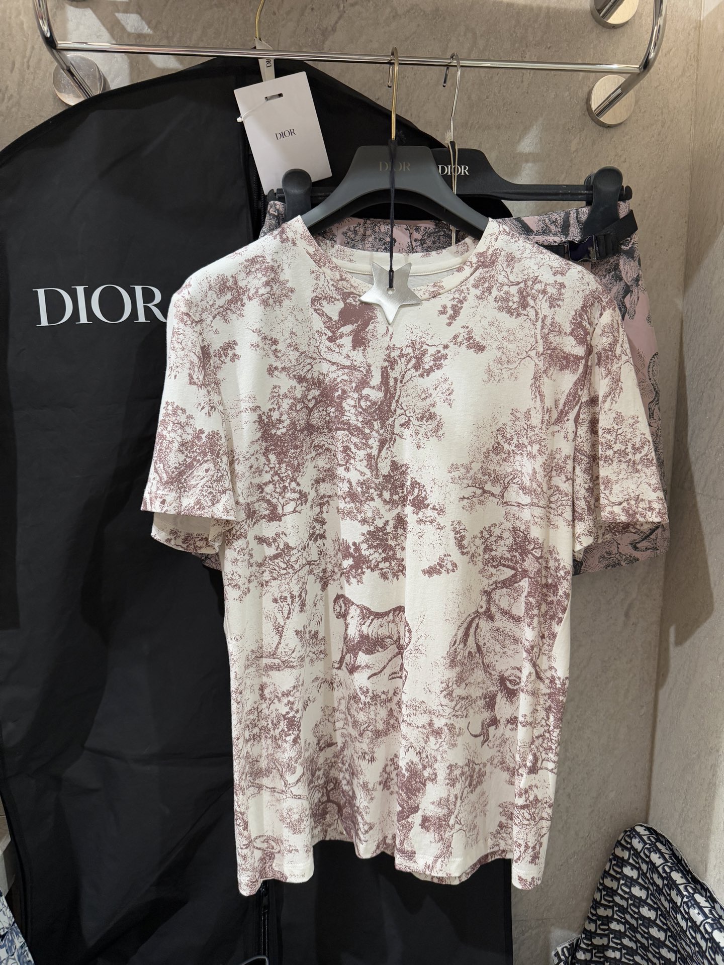 TSHIRT 