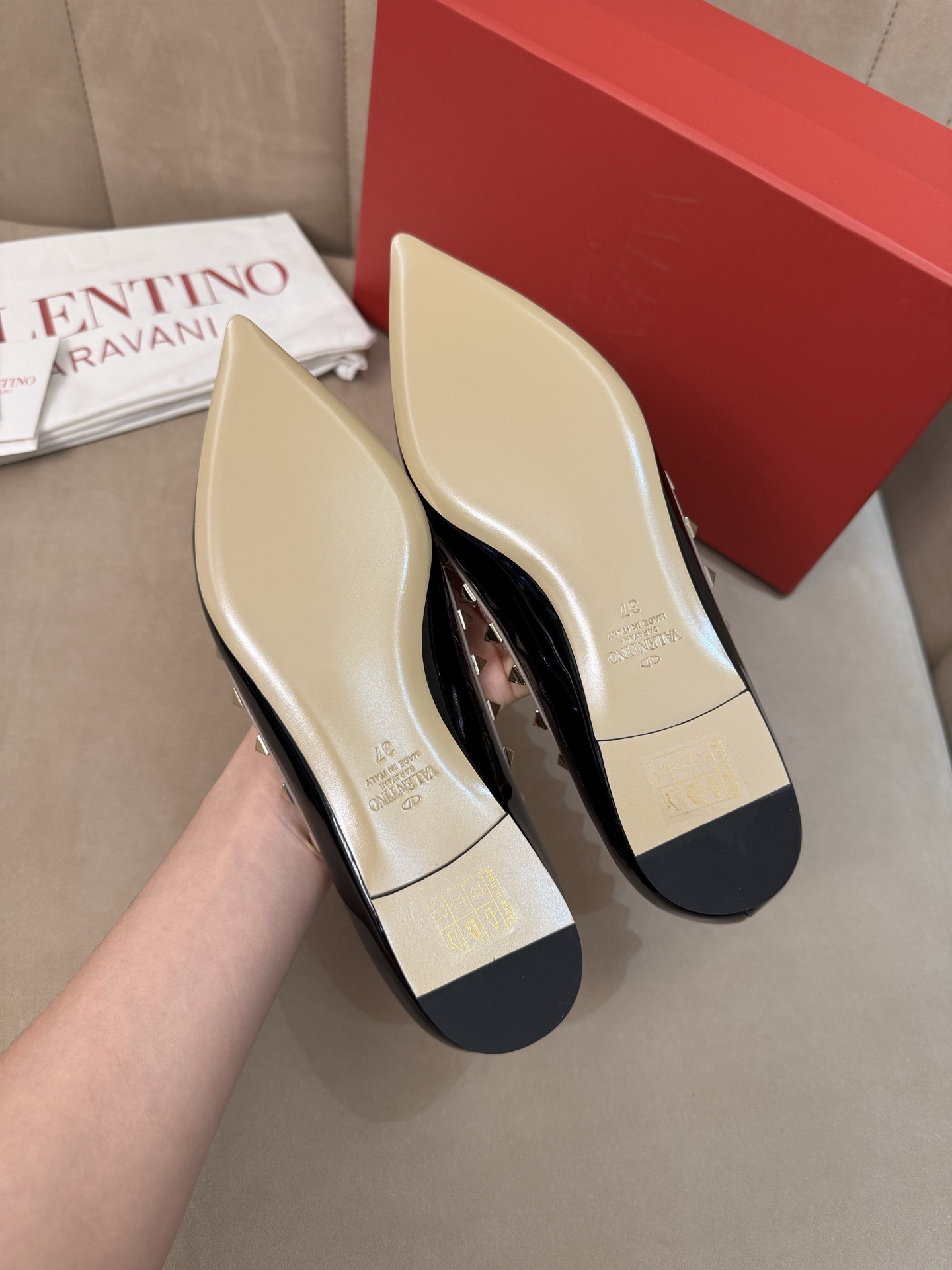 Patent Rockstud Flat - Image 7