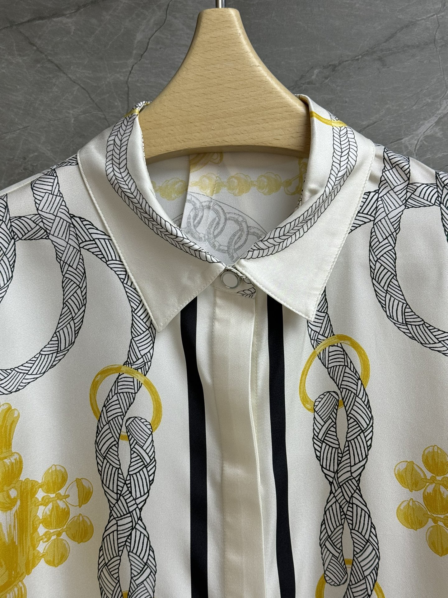 SHIRT  - Image 2