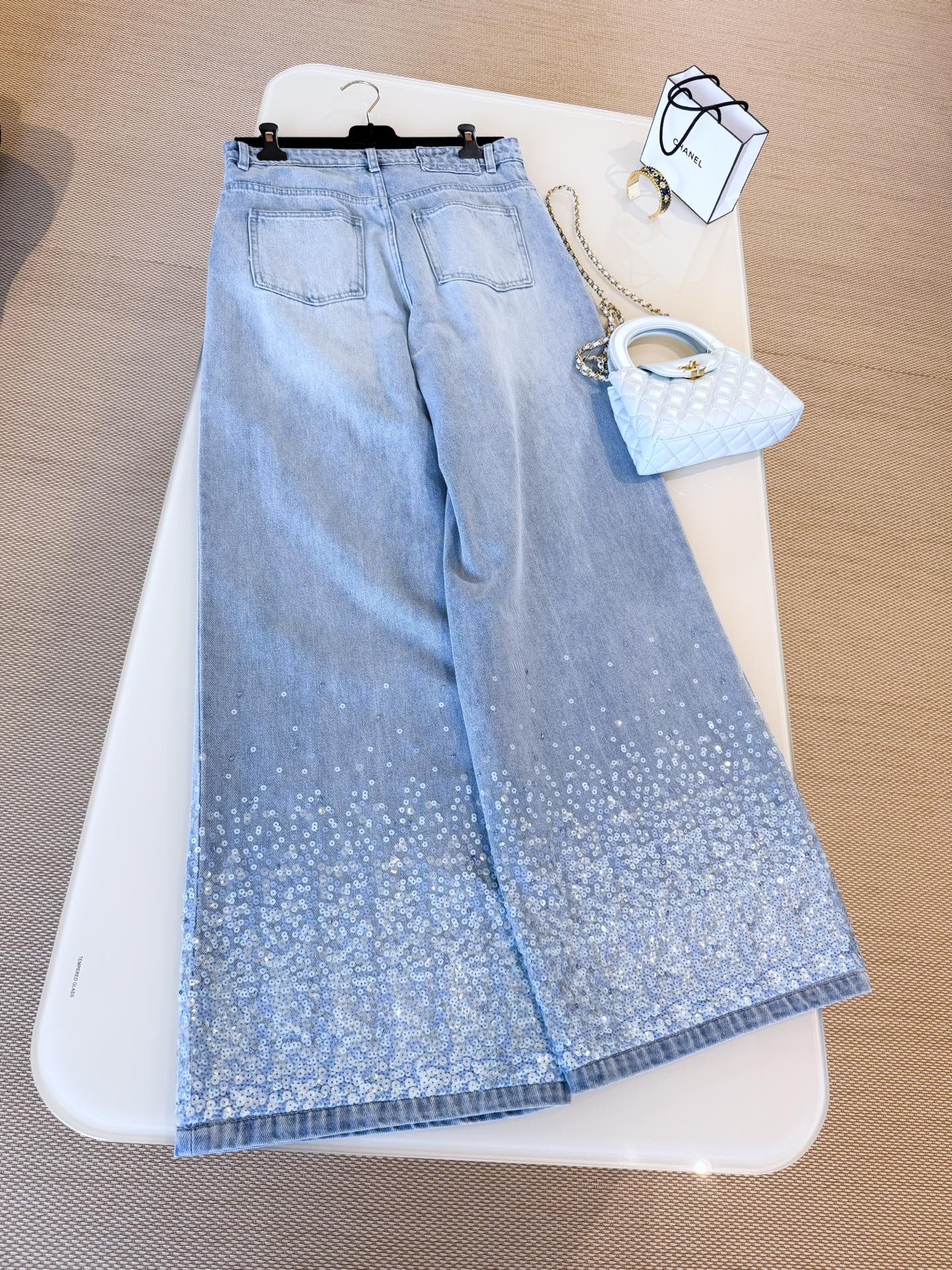 JEANS  - Image 7