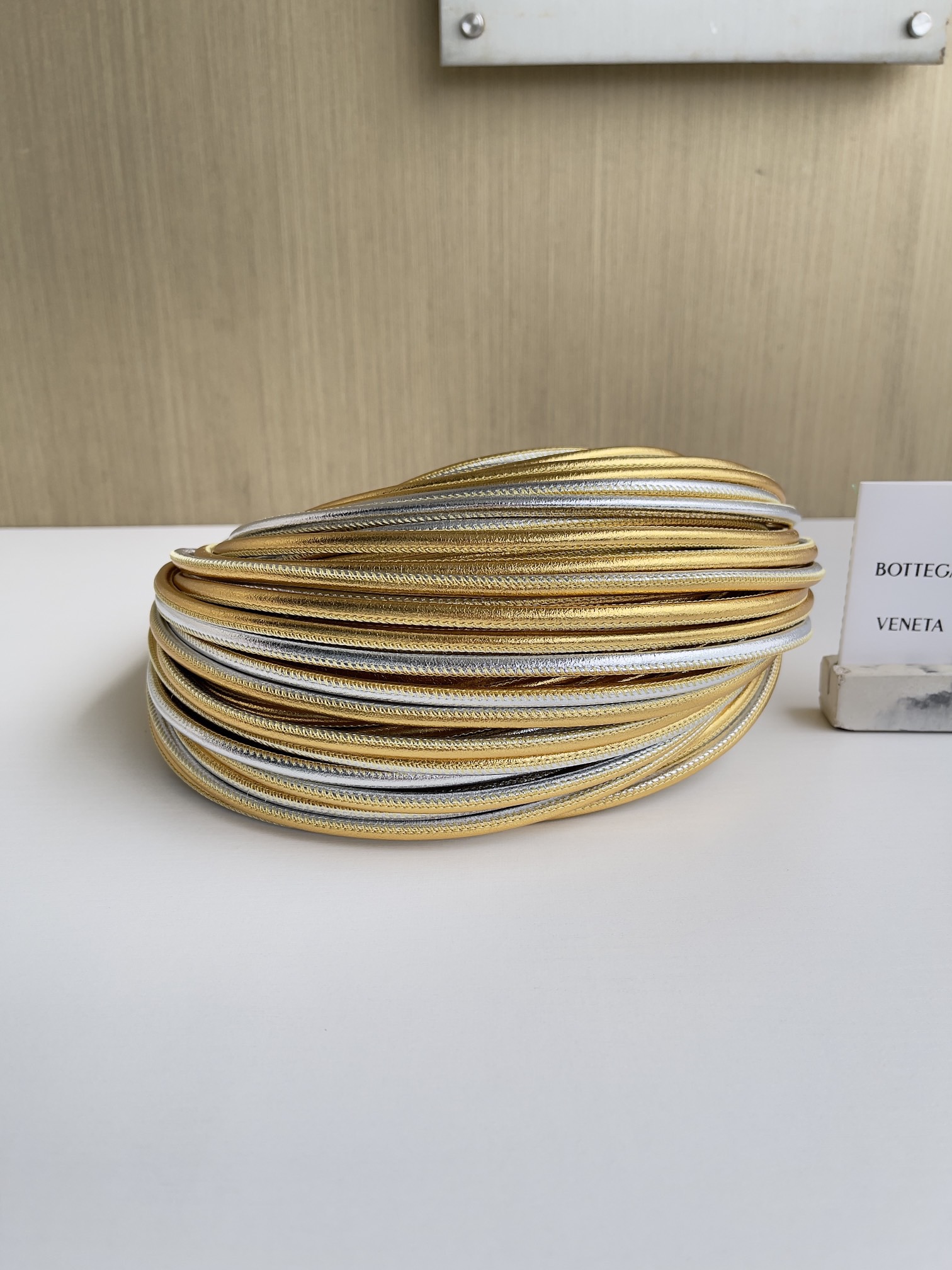 23x28x8cm - Image 5