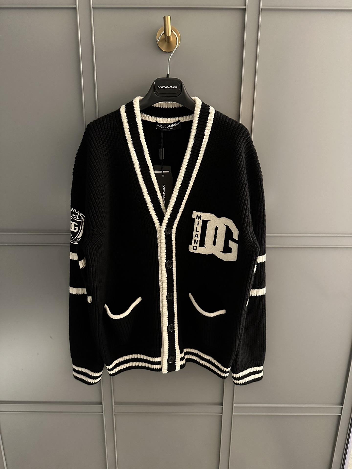 JACKET 