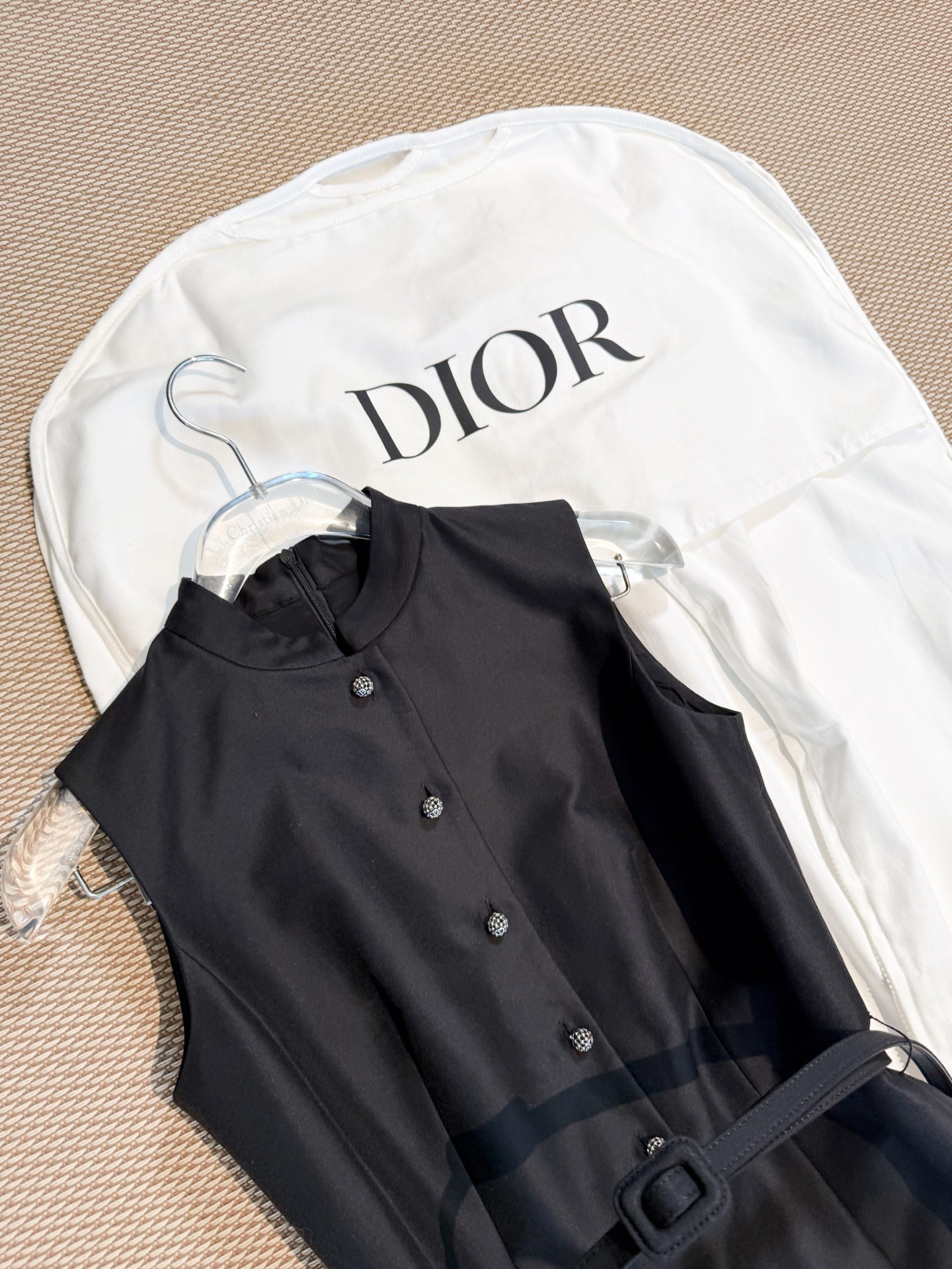 DRESS - Image 2