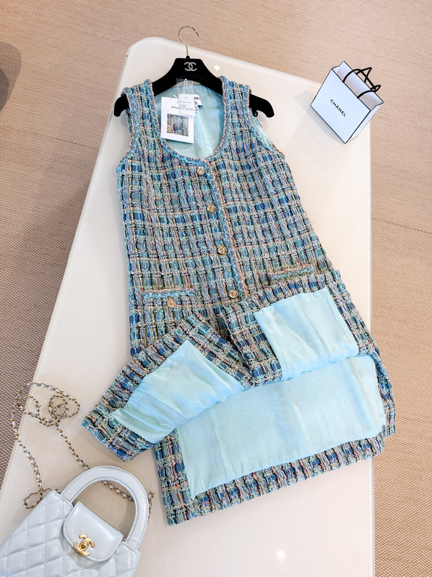 DRESS - Image 4