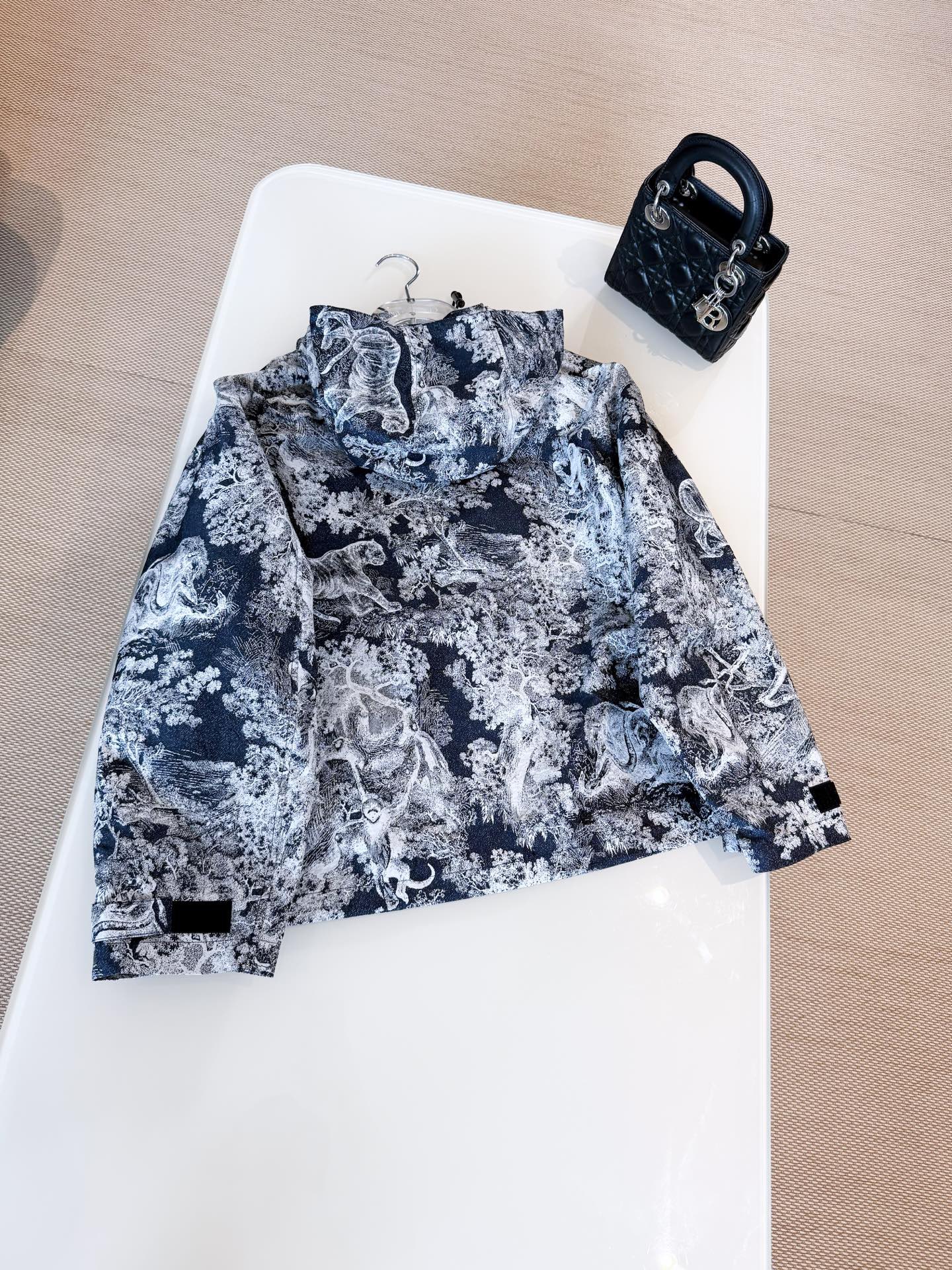 JACKET  - Image 6