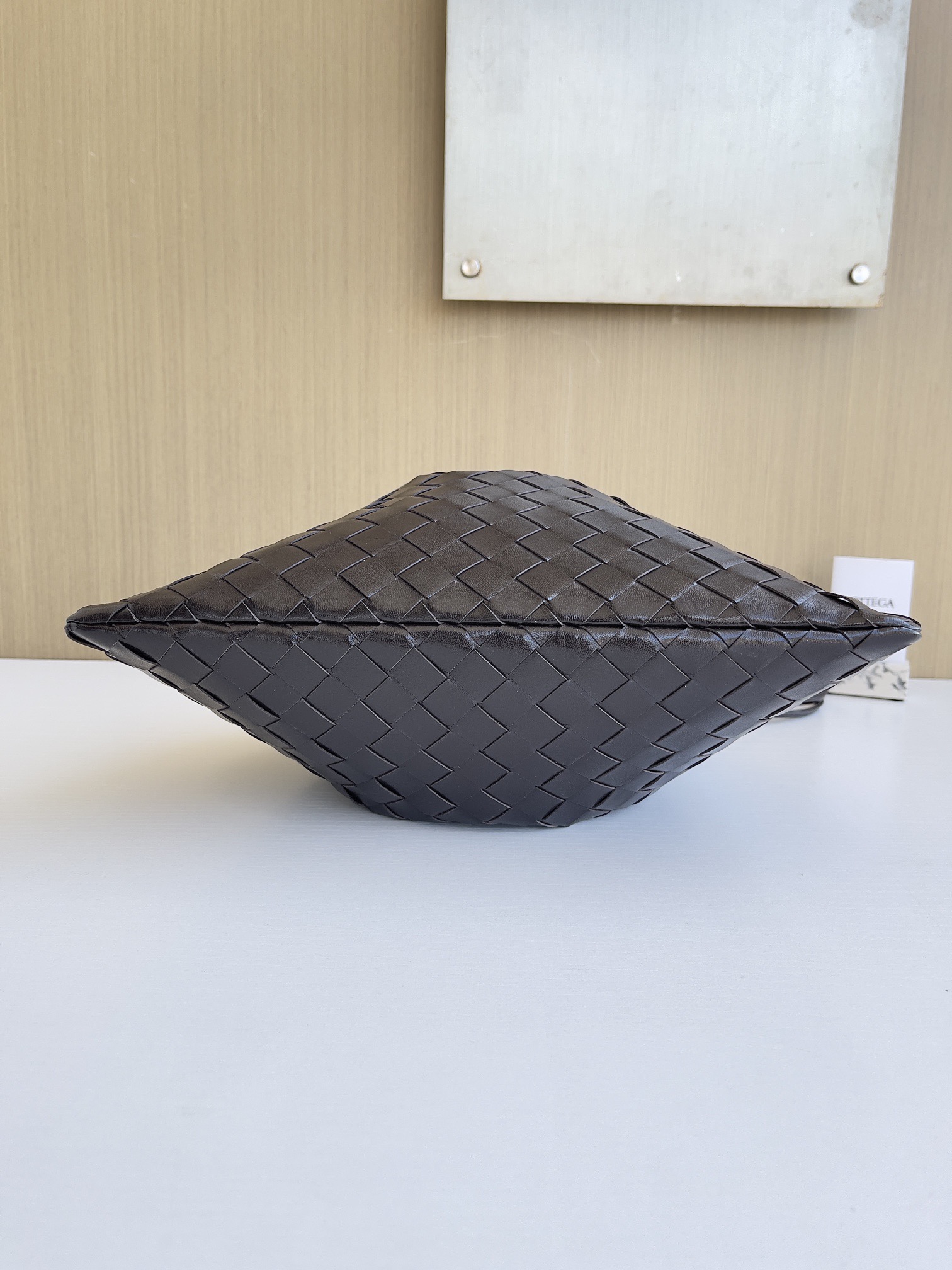 23x32x1cm - Image 4