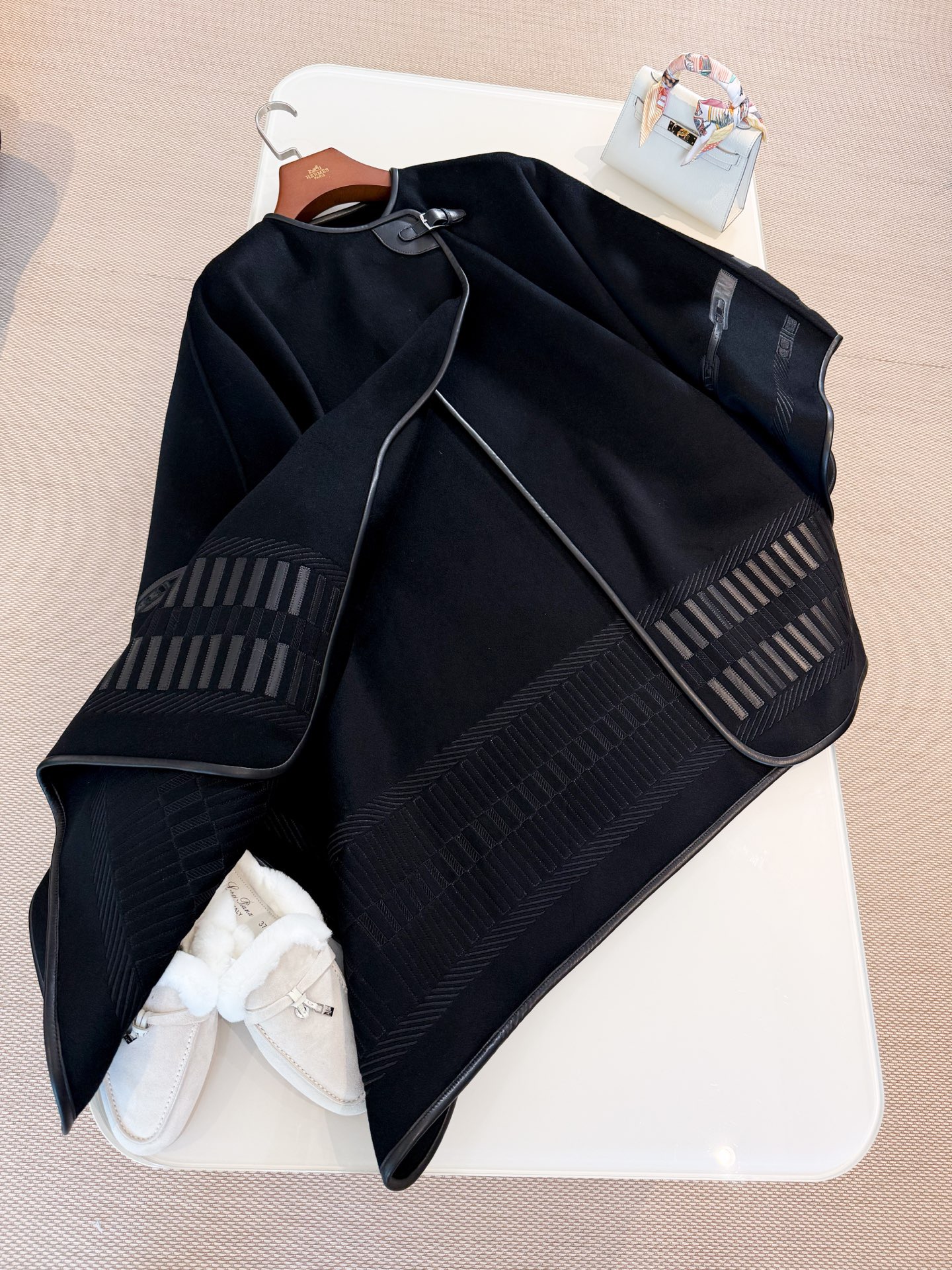 COAT - Image 4