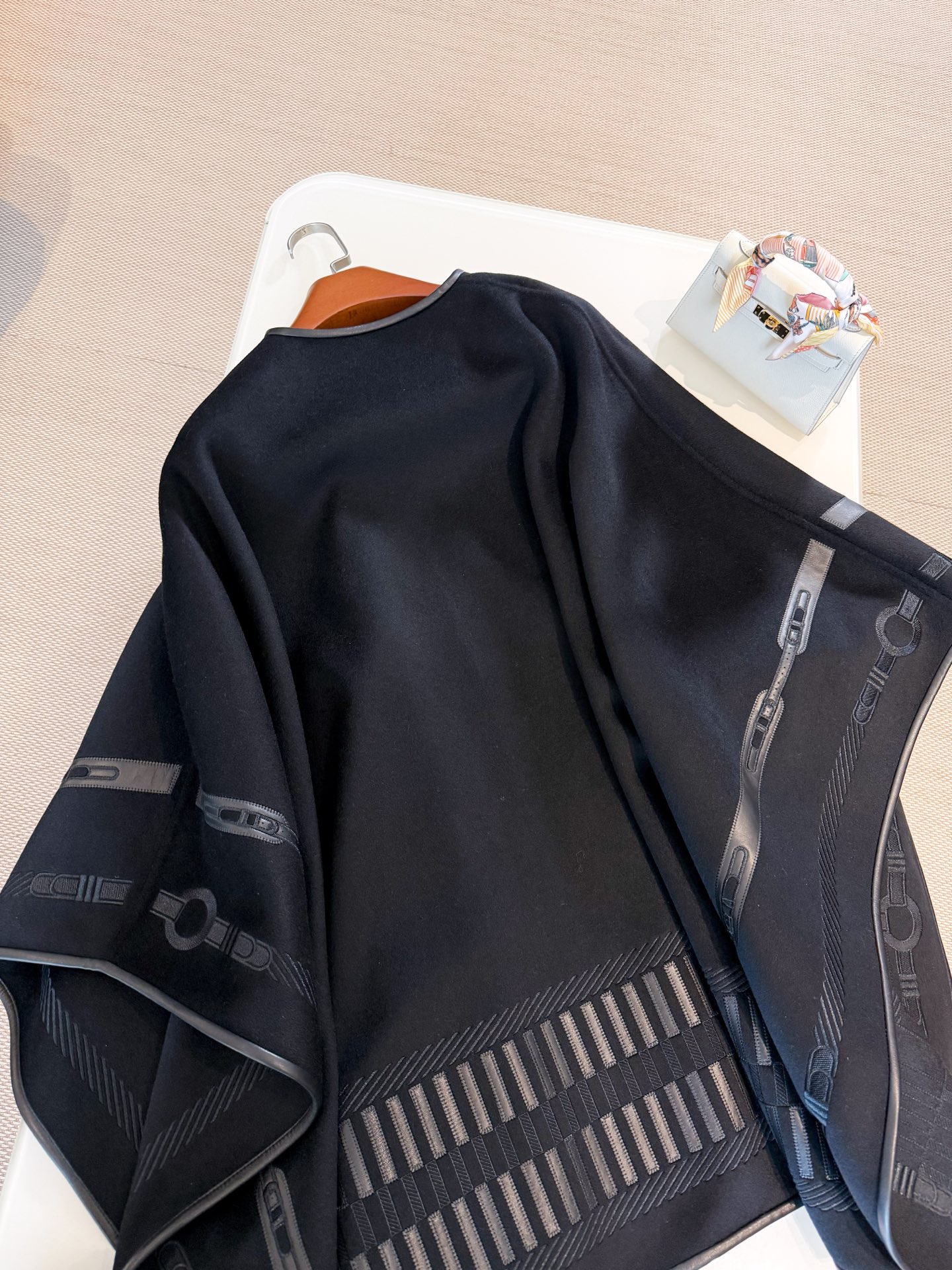 COAT - Image 8