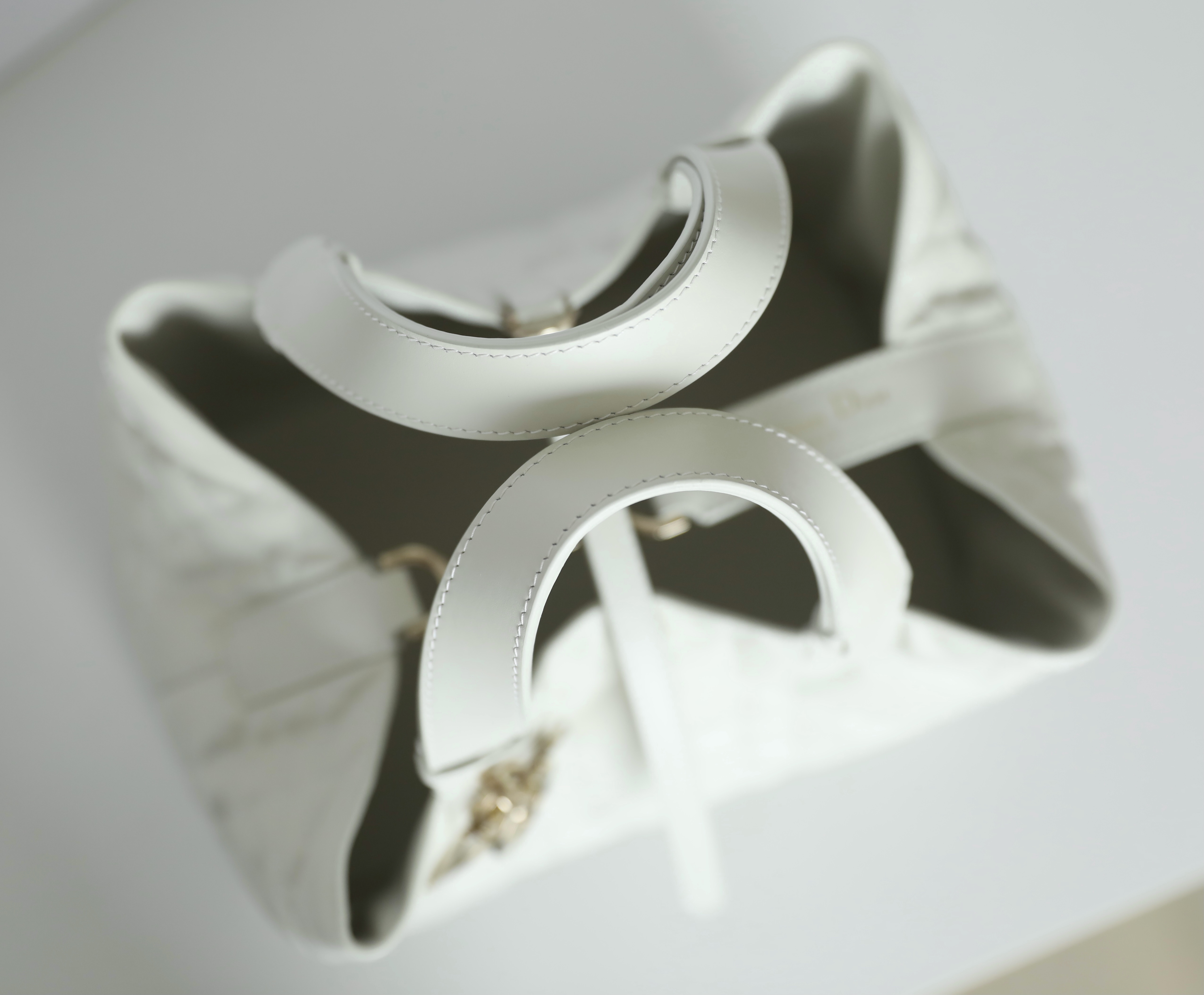 23x15.5x12cm - Image 4