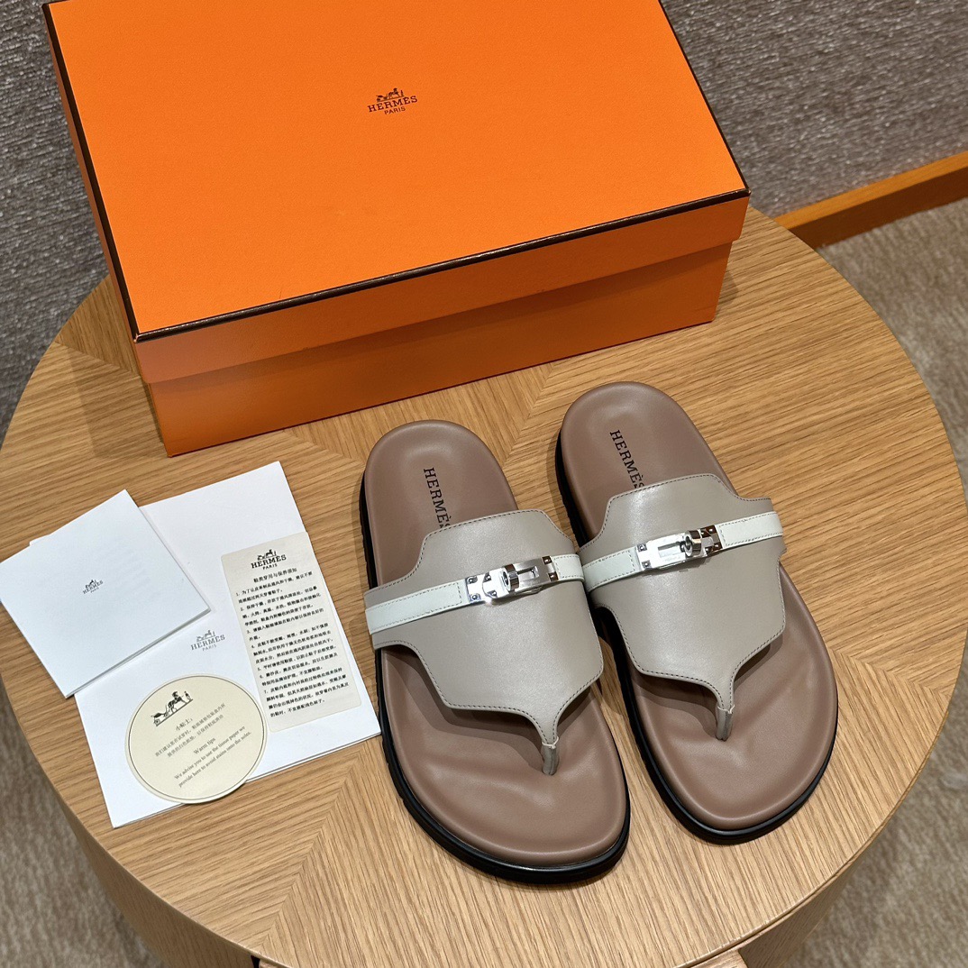 Empire Sandal