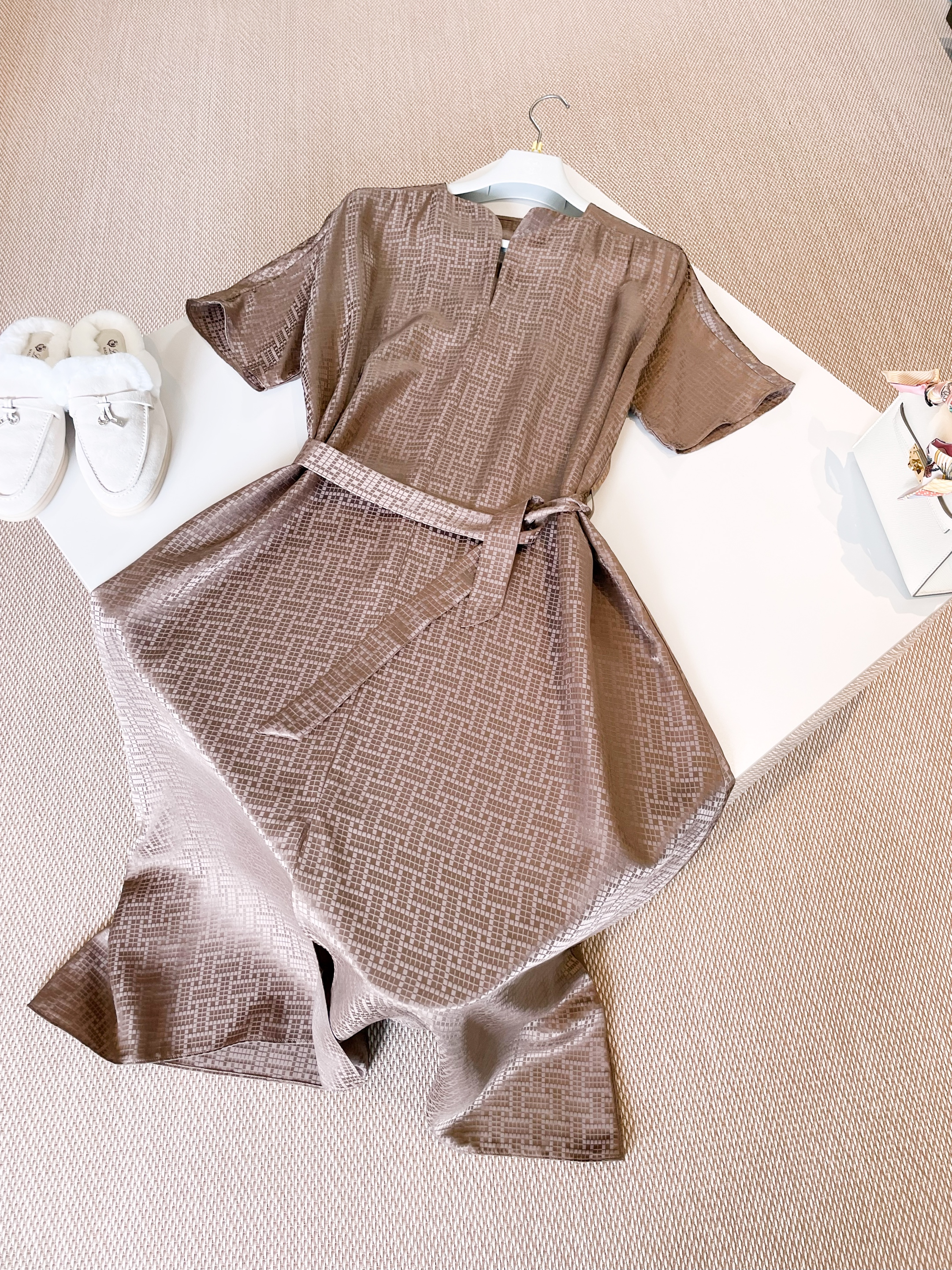 DRESS  - Image 3