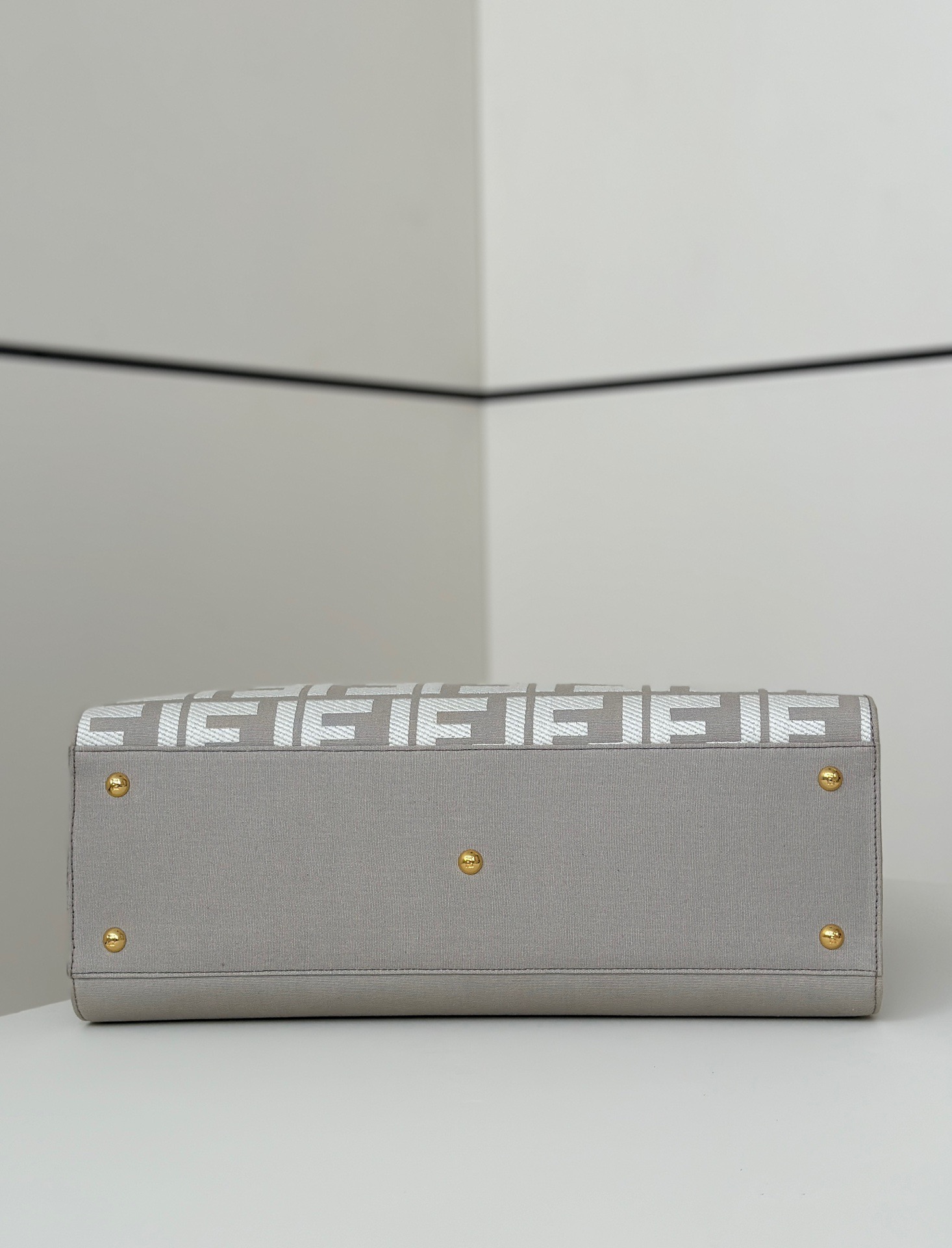 41x11x27 - Image 4