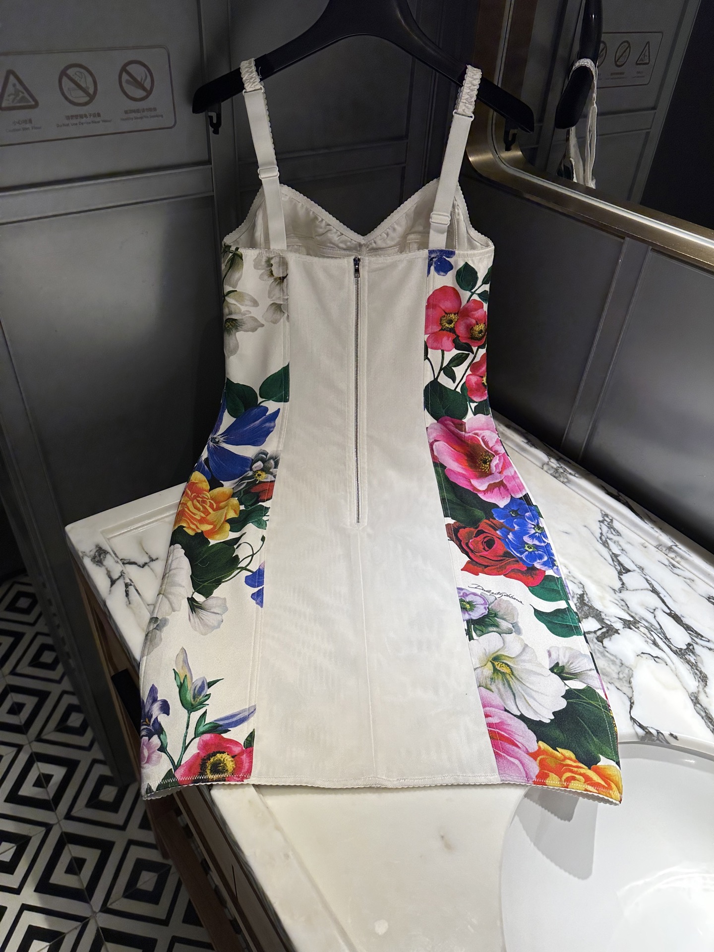 DRESS - Image 2
