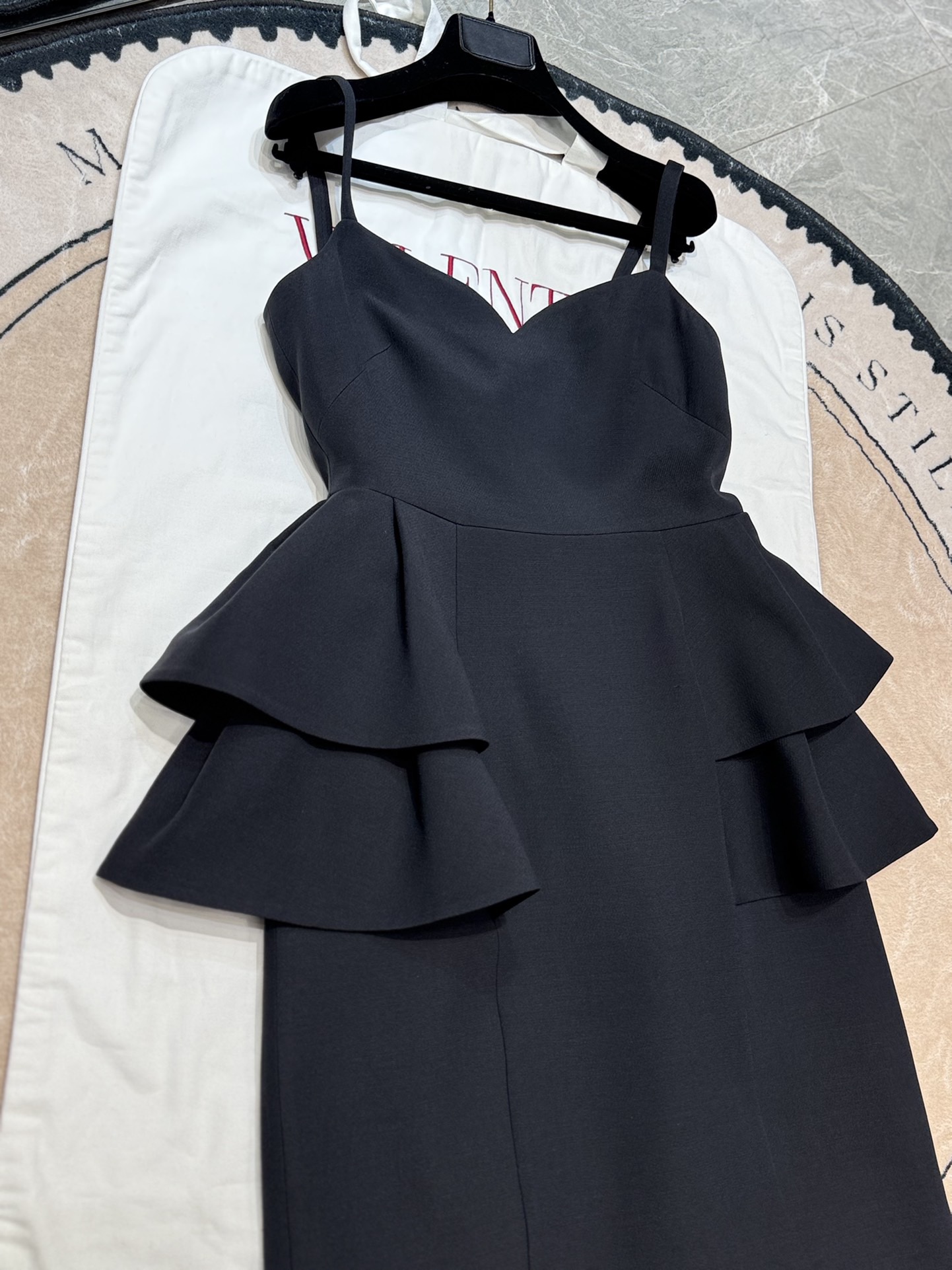 DRESS - Image 4