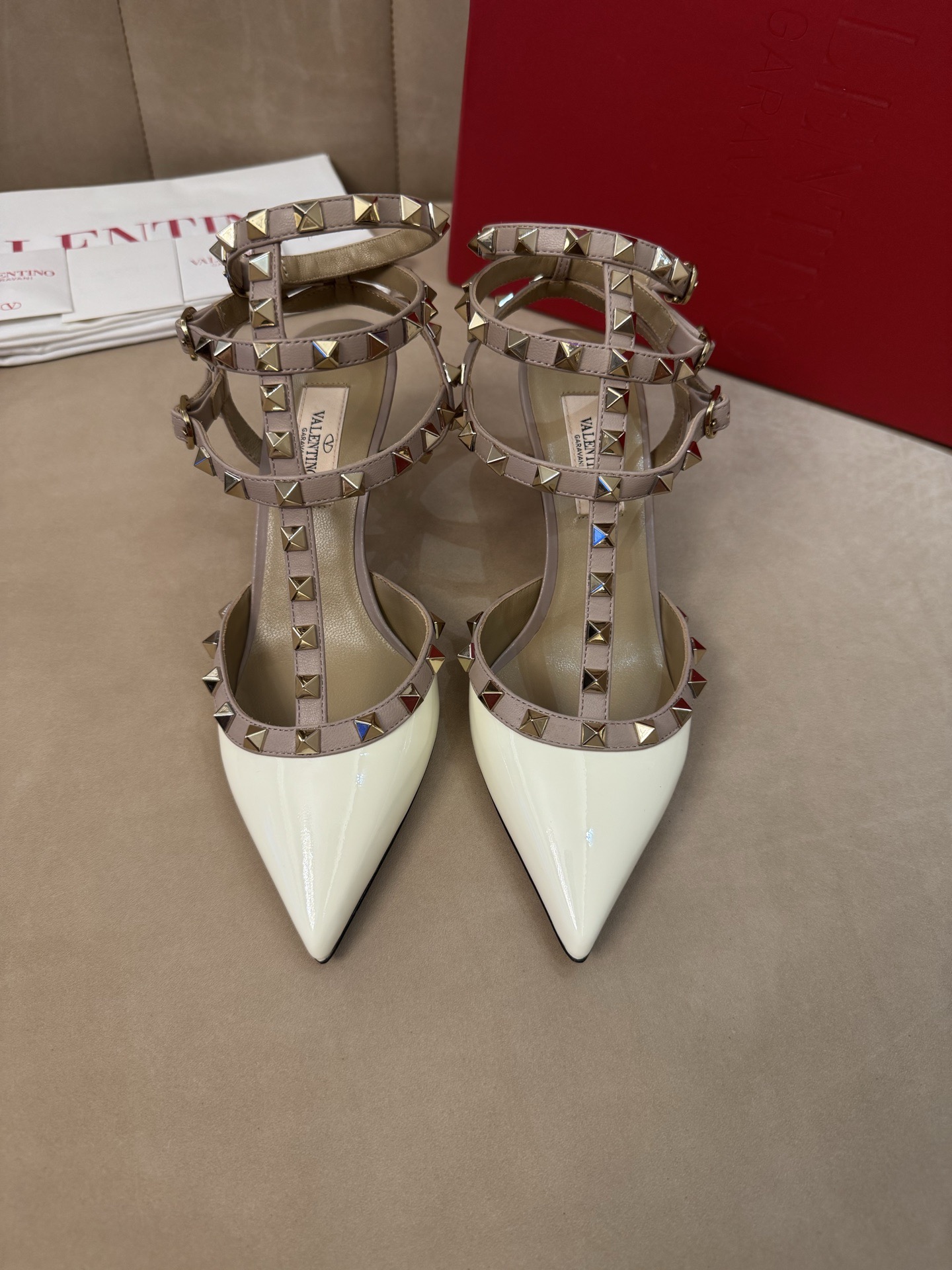 فالينتينو - VALENTINO