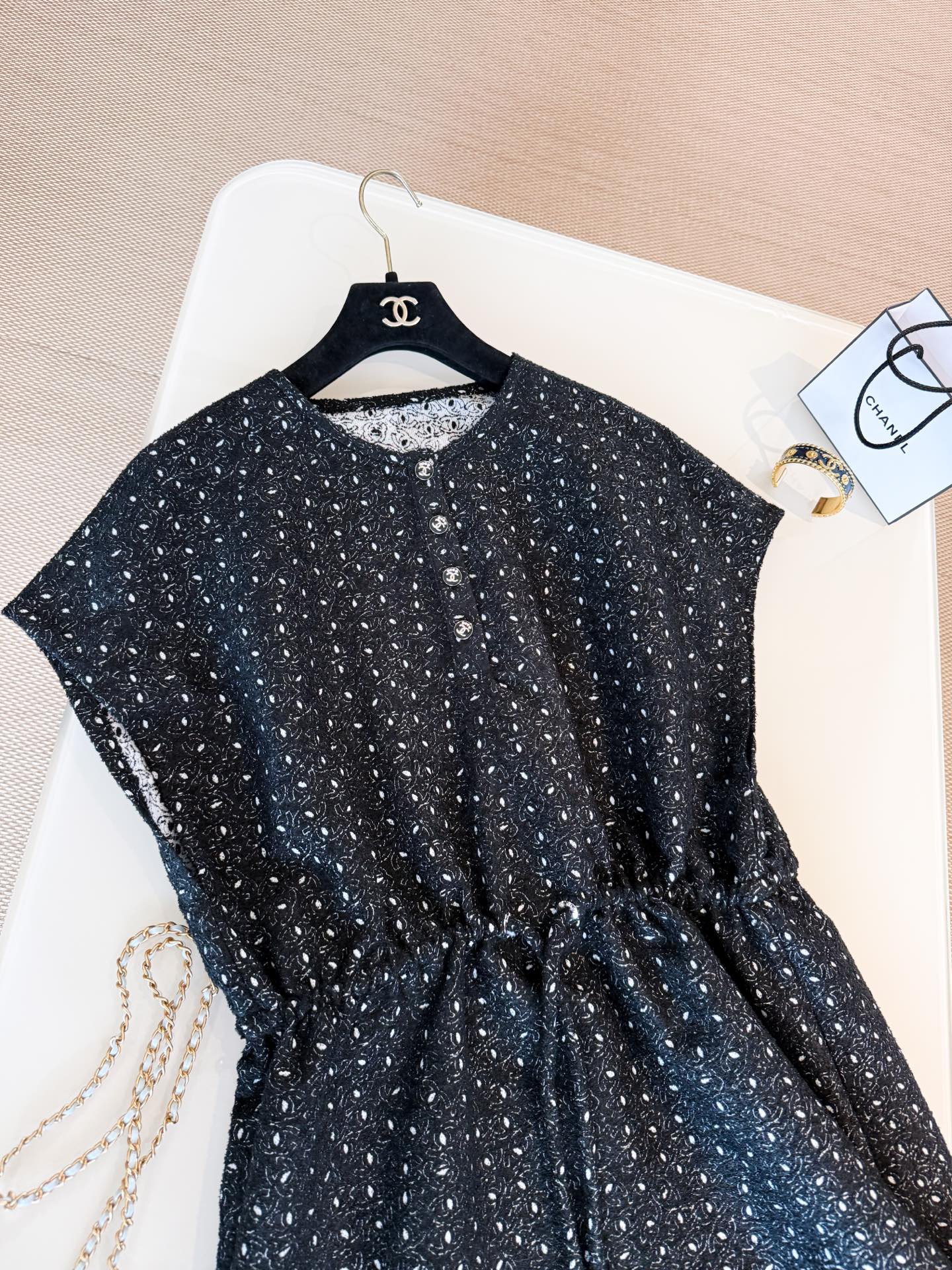 DRESS - Image 2