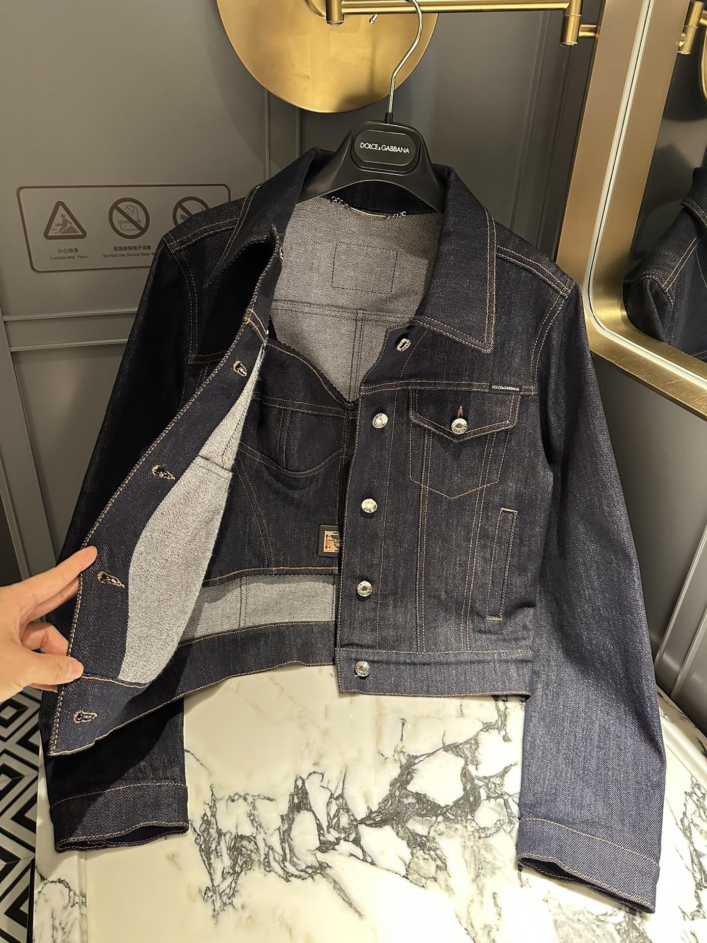 JACKET - Image 5
