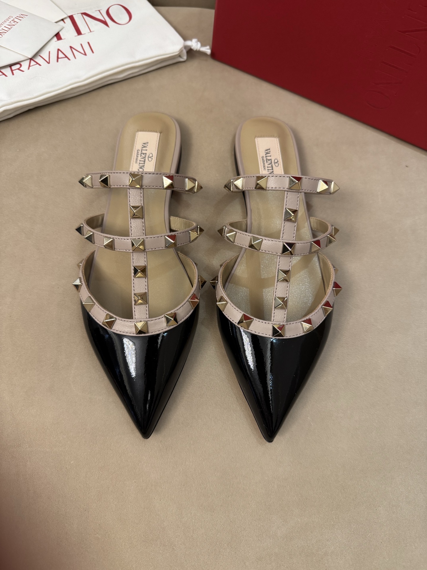 Sandal