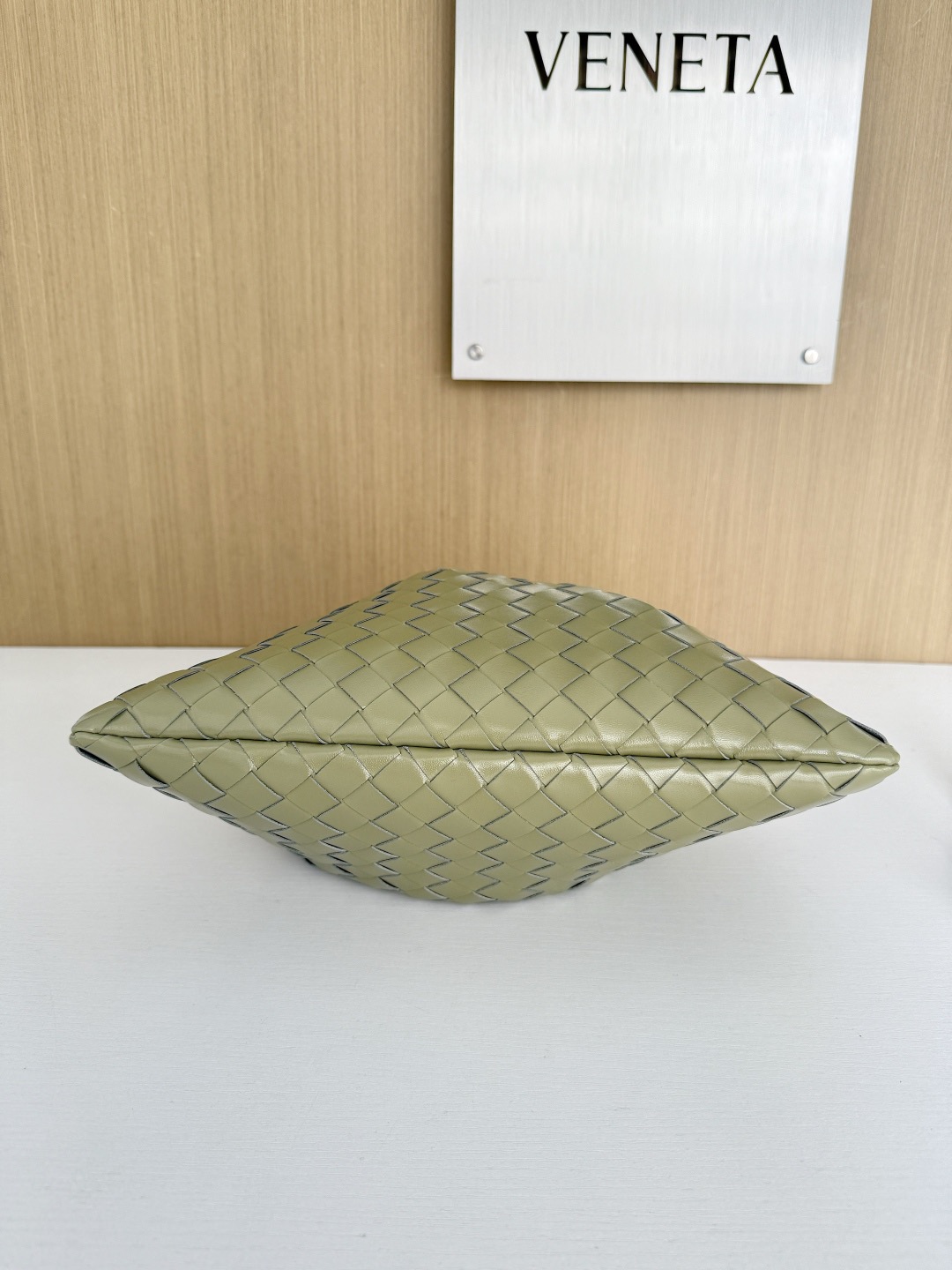 23x32x1cm - Image 3