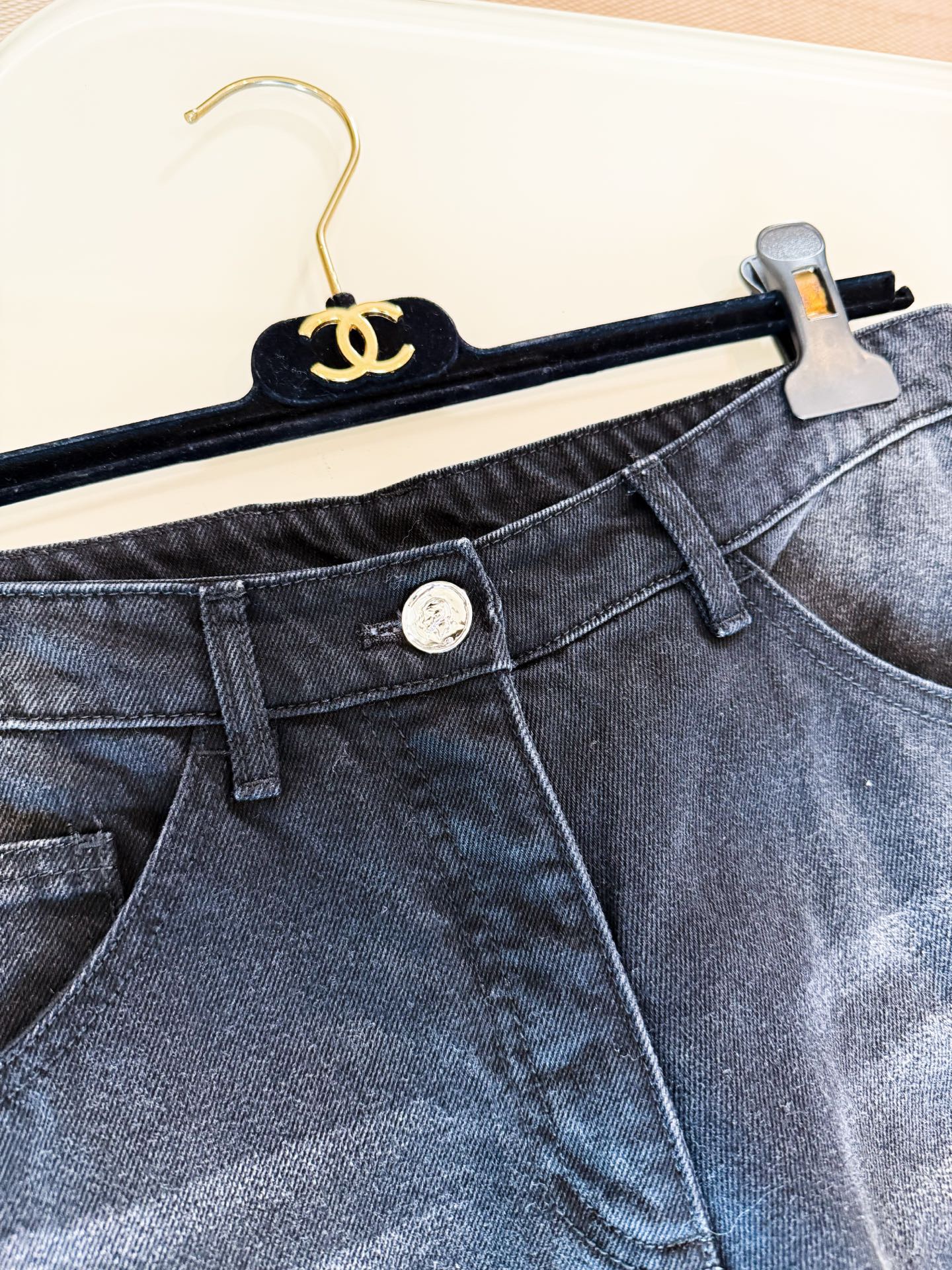 JEANS  - Image 5