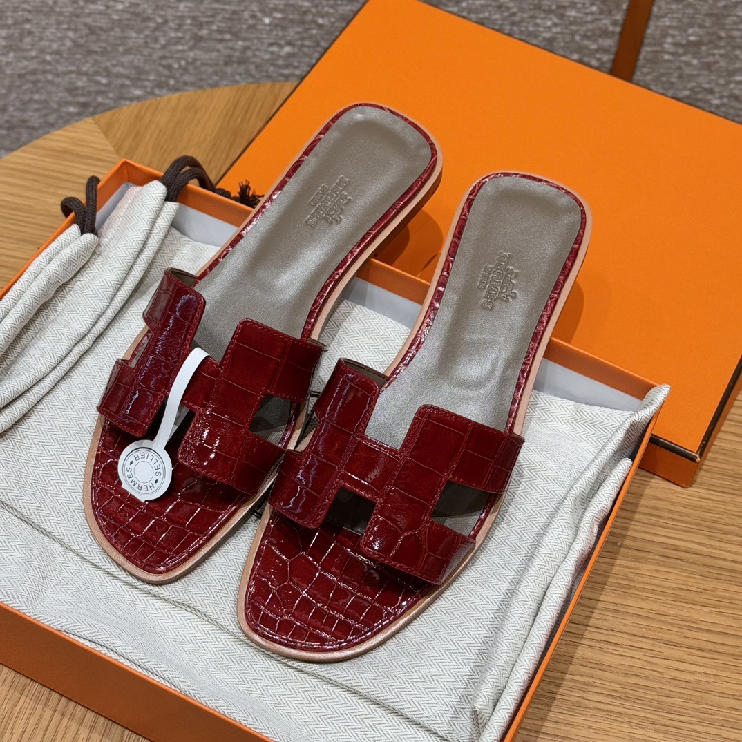 Oran Sandal