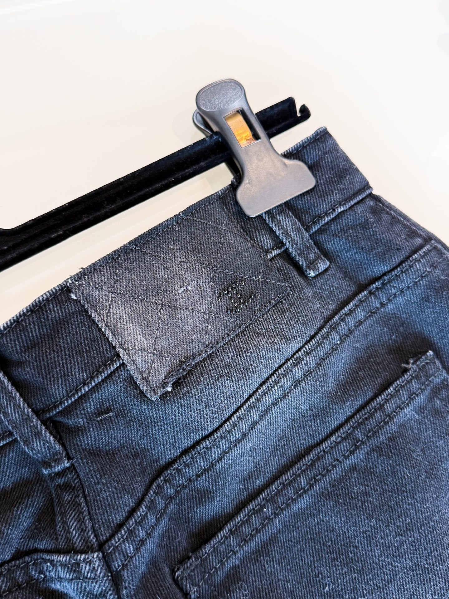 JEANS  - Image 8
