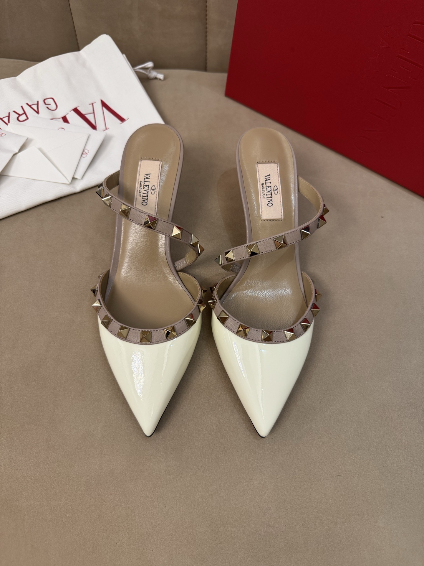Rockstud 5