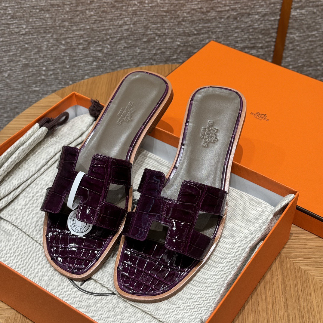 Oran Sandal