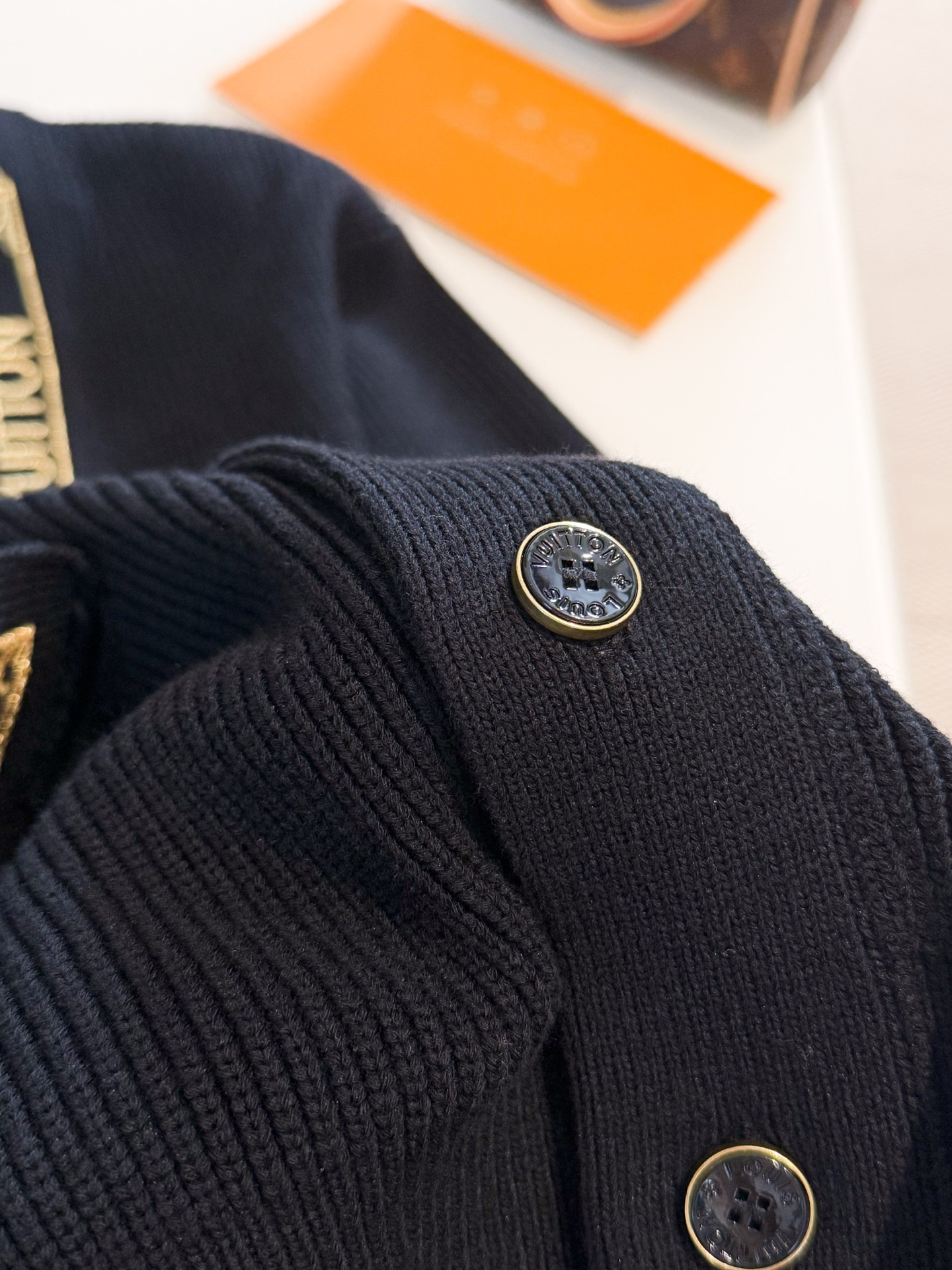 JACKET  - Image 6