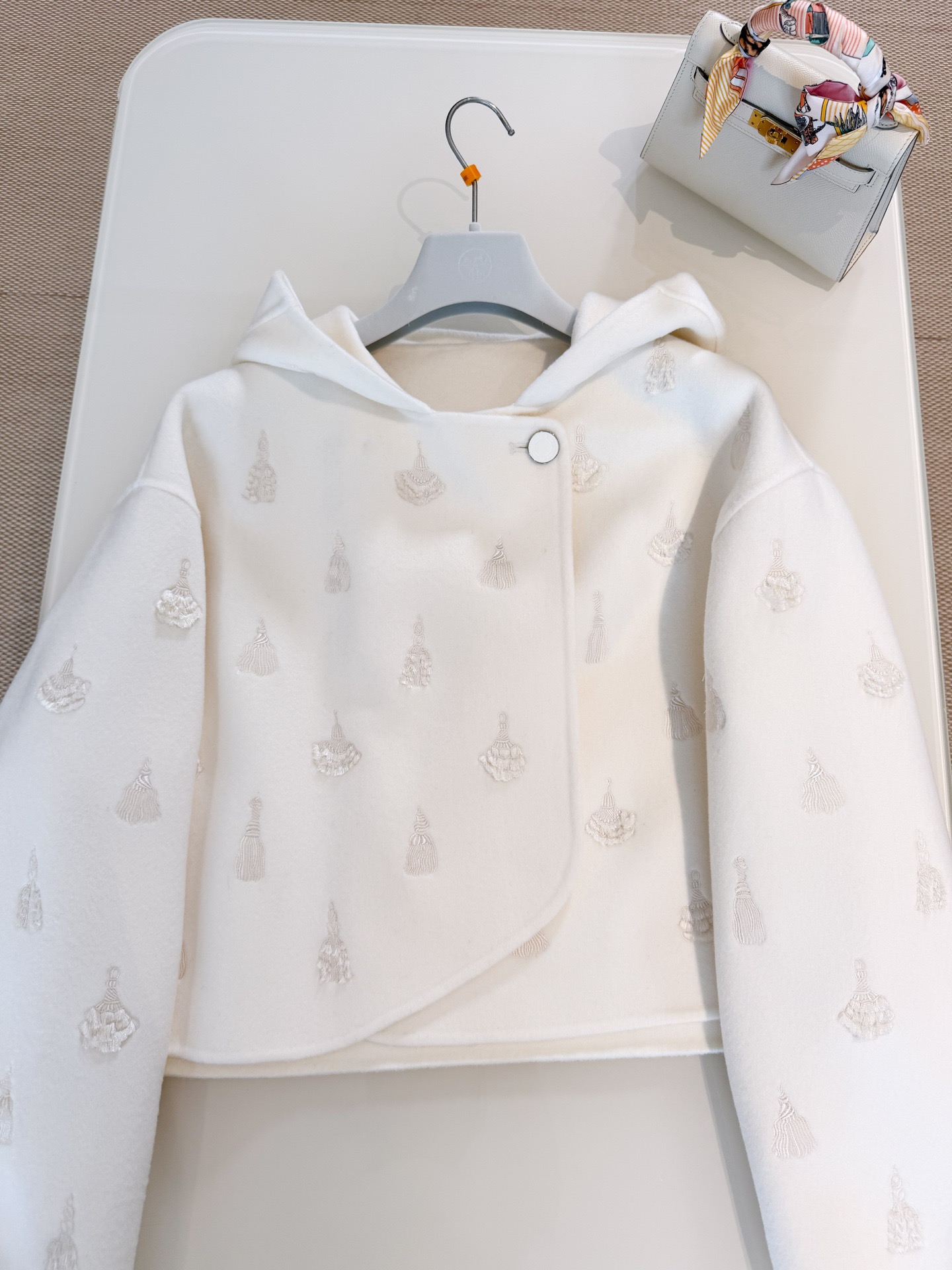 COAT - Image 3