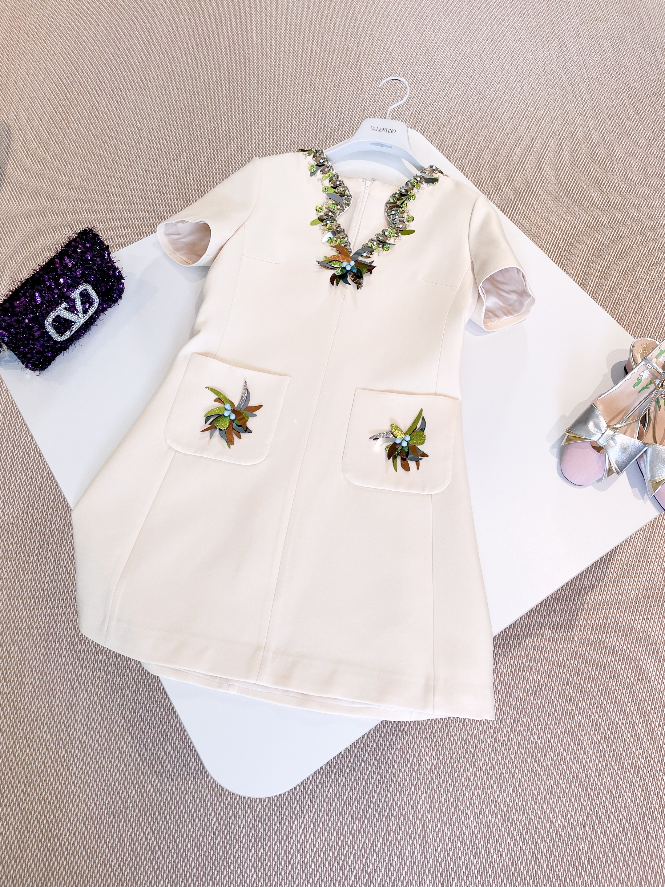 DRESS - Image 2