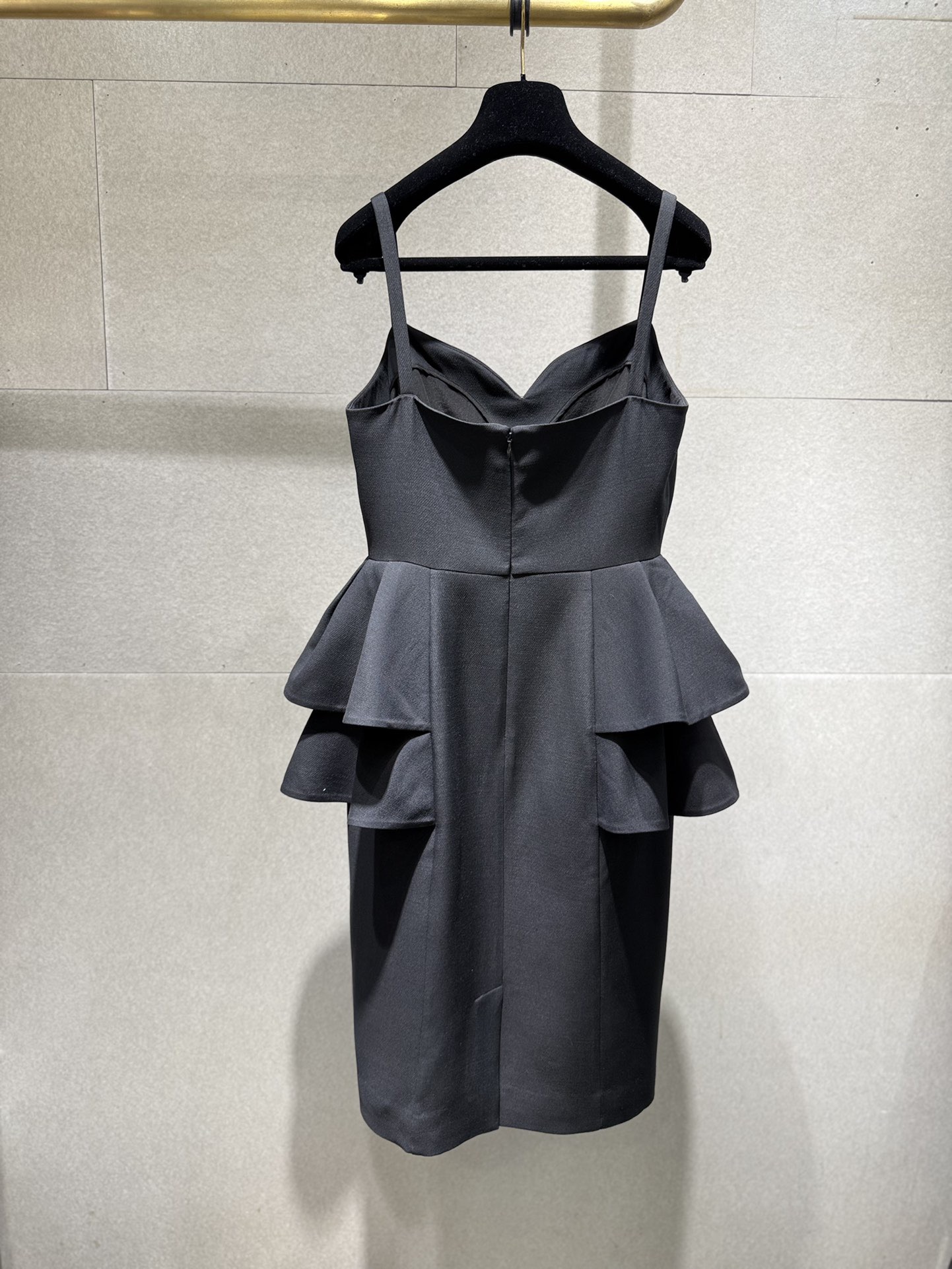 DRESS - Image 3