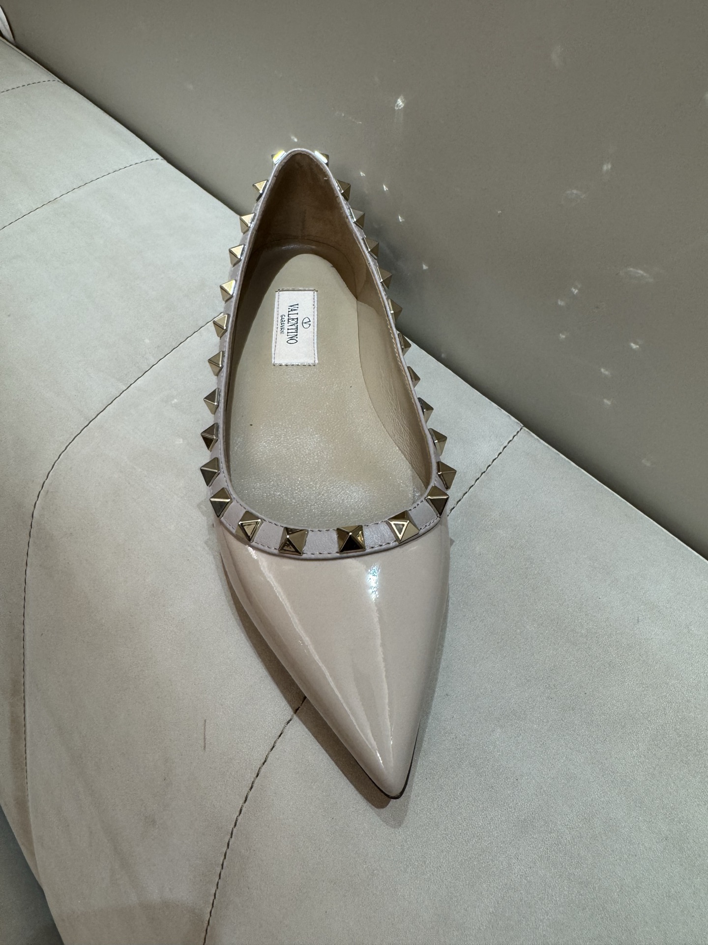 Patent Rockstud Flat - Image 3