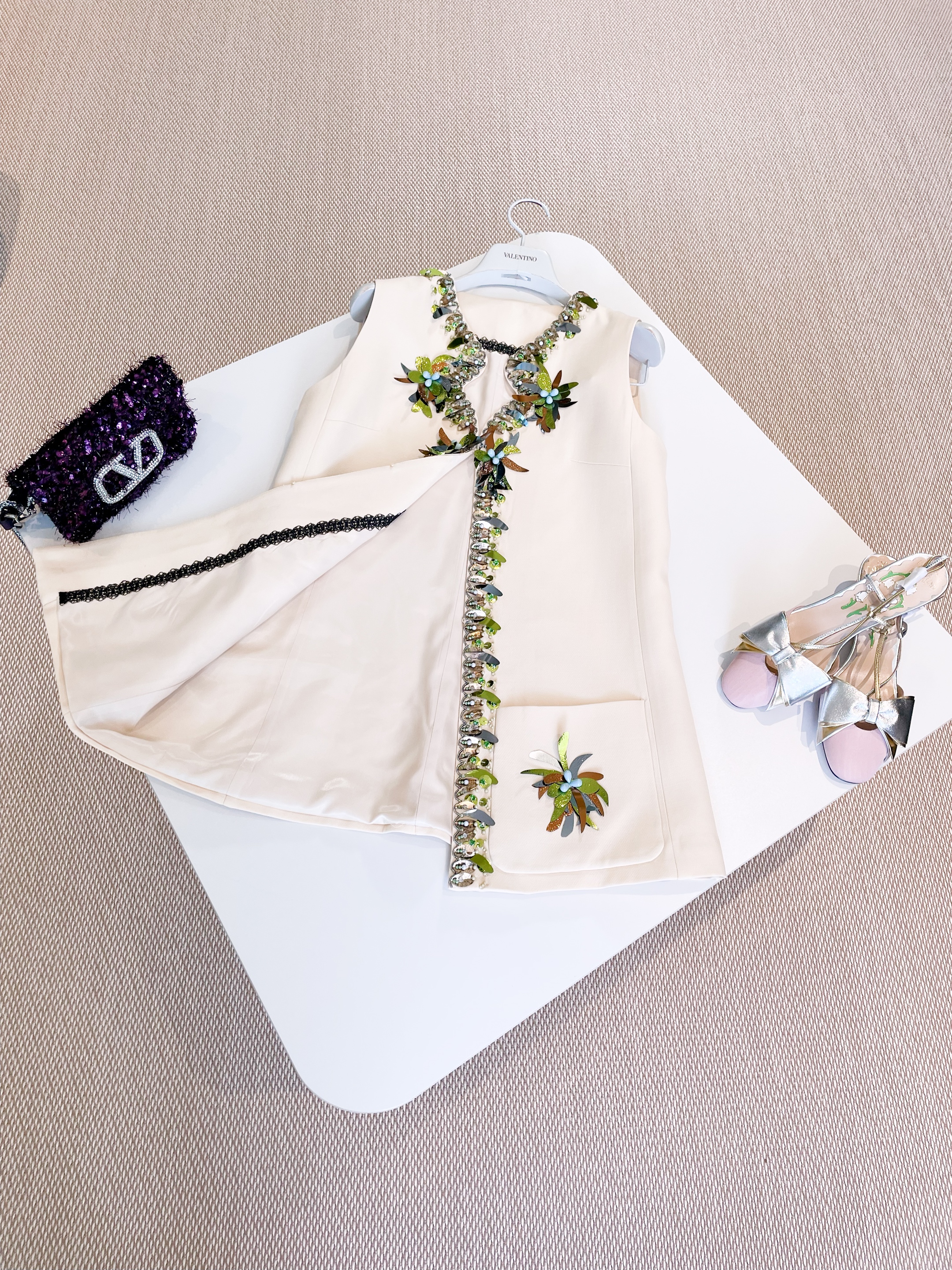 DRESS - Image 5