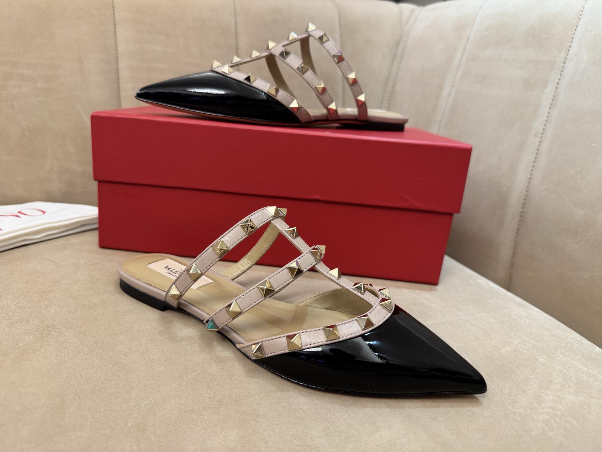 Sandal
