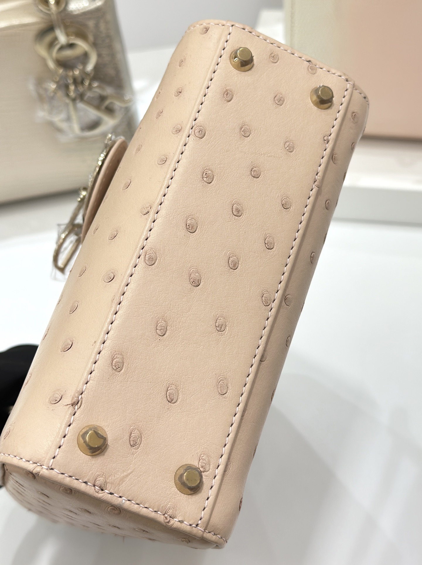 OSTRICH LEATHER - Image 8