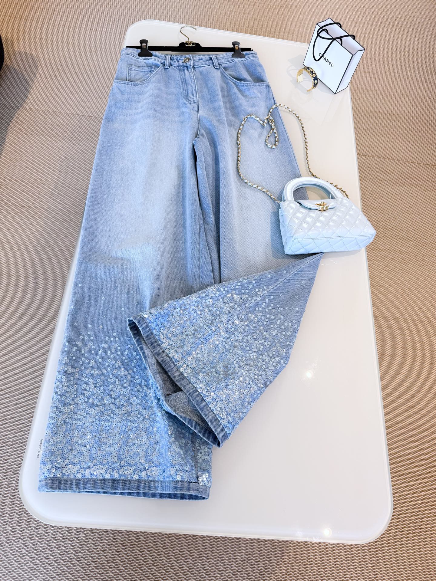 JEANS  - Image 5