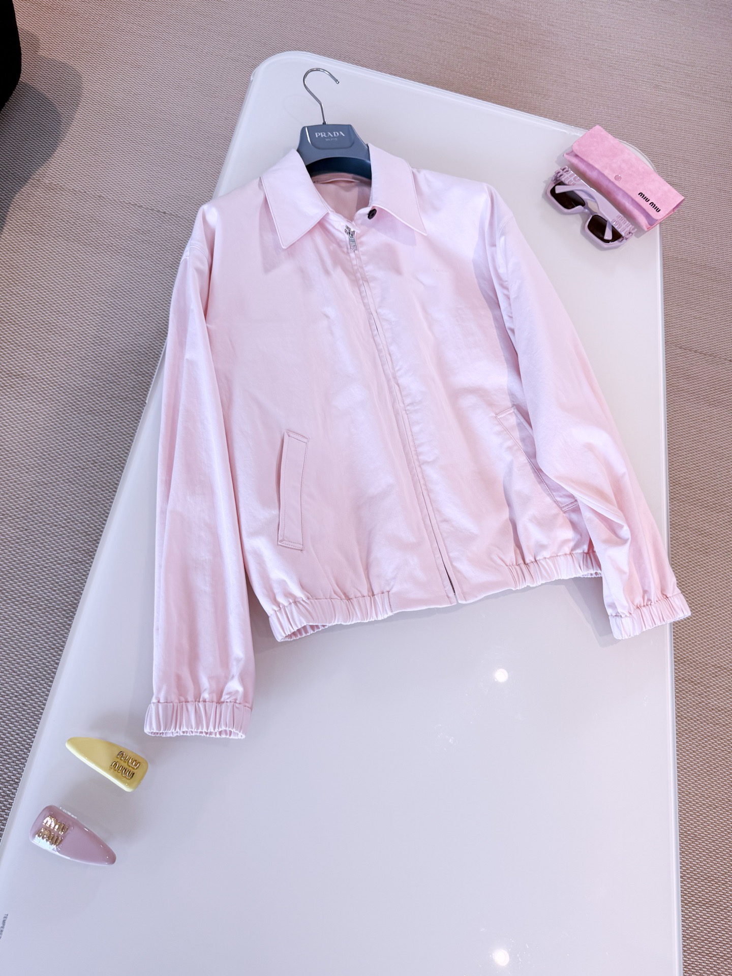 JACKET 