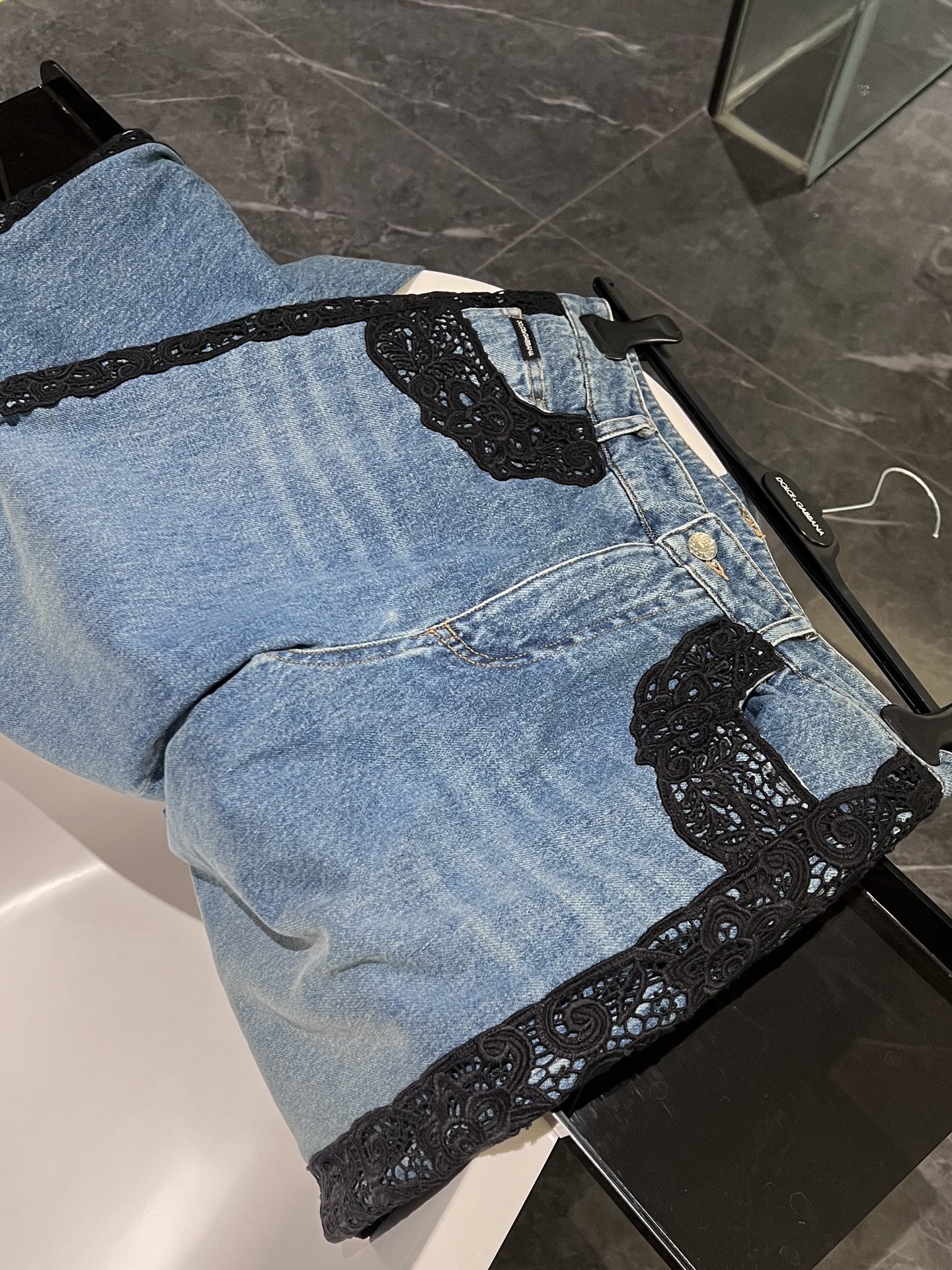 JEANS  - Image 7
