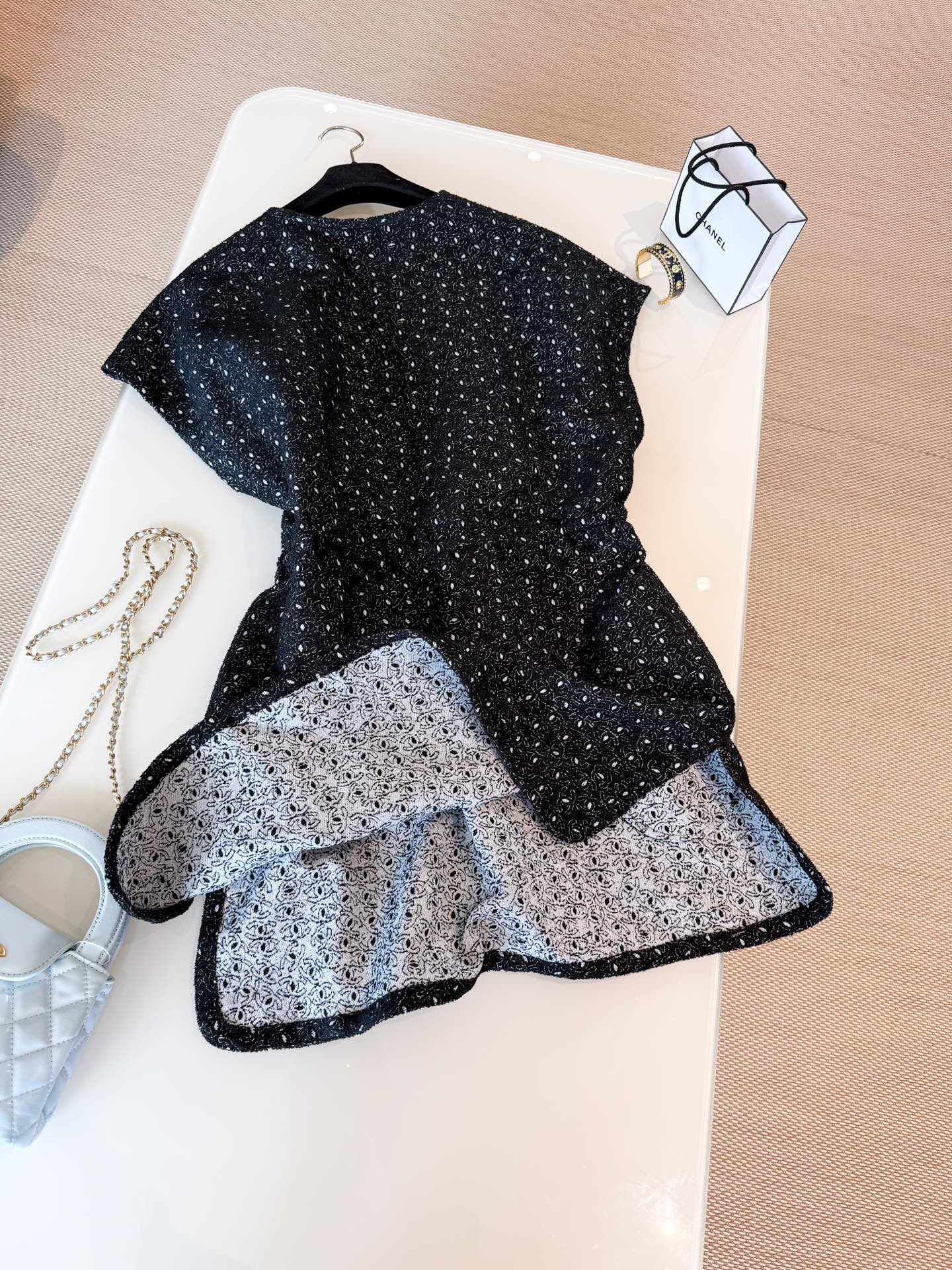 DRESS - Image 8