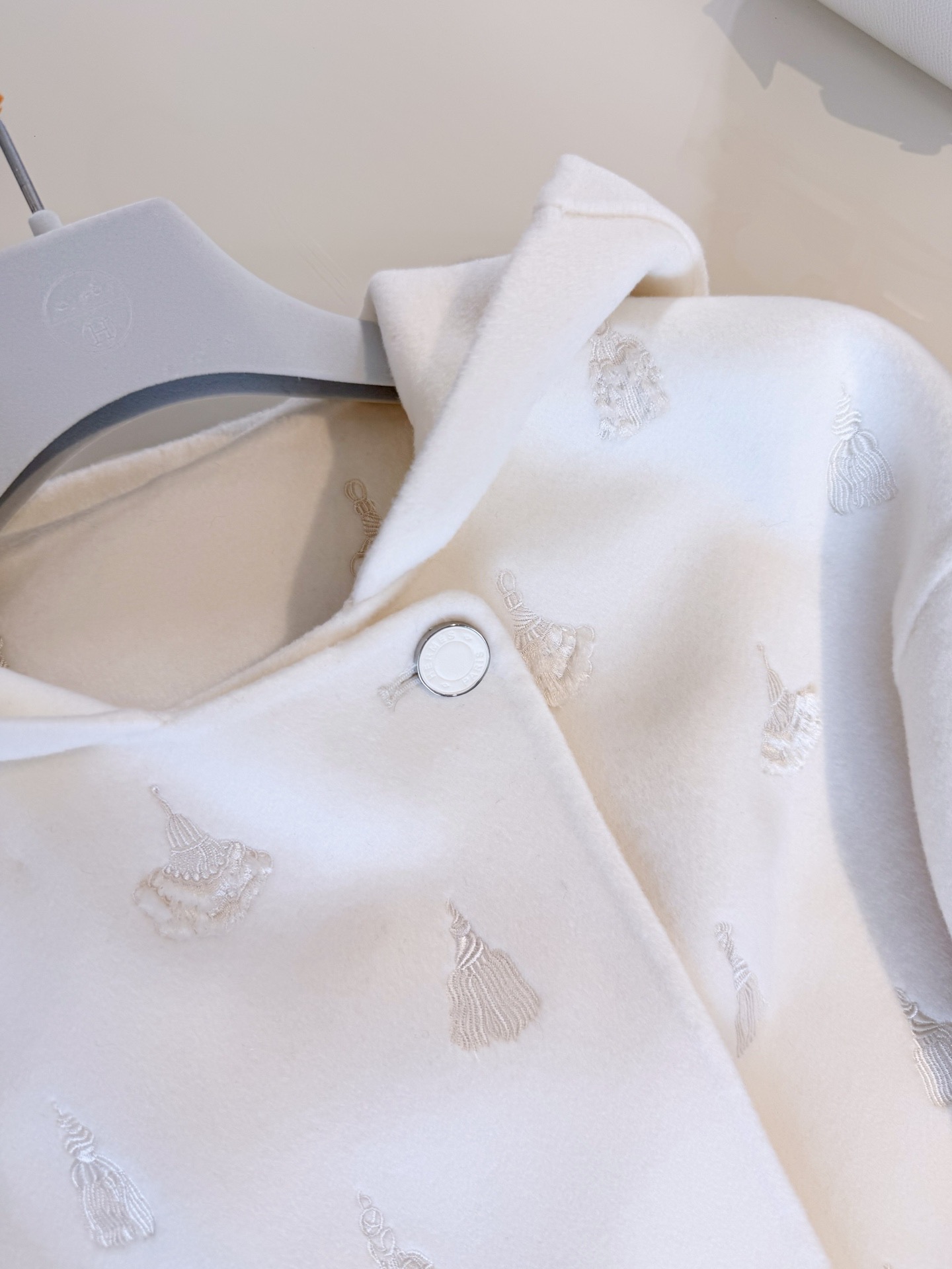 COAT - Image 4