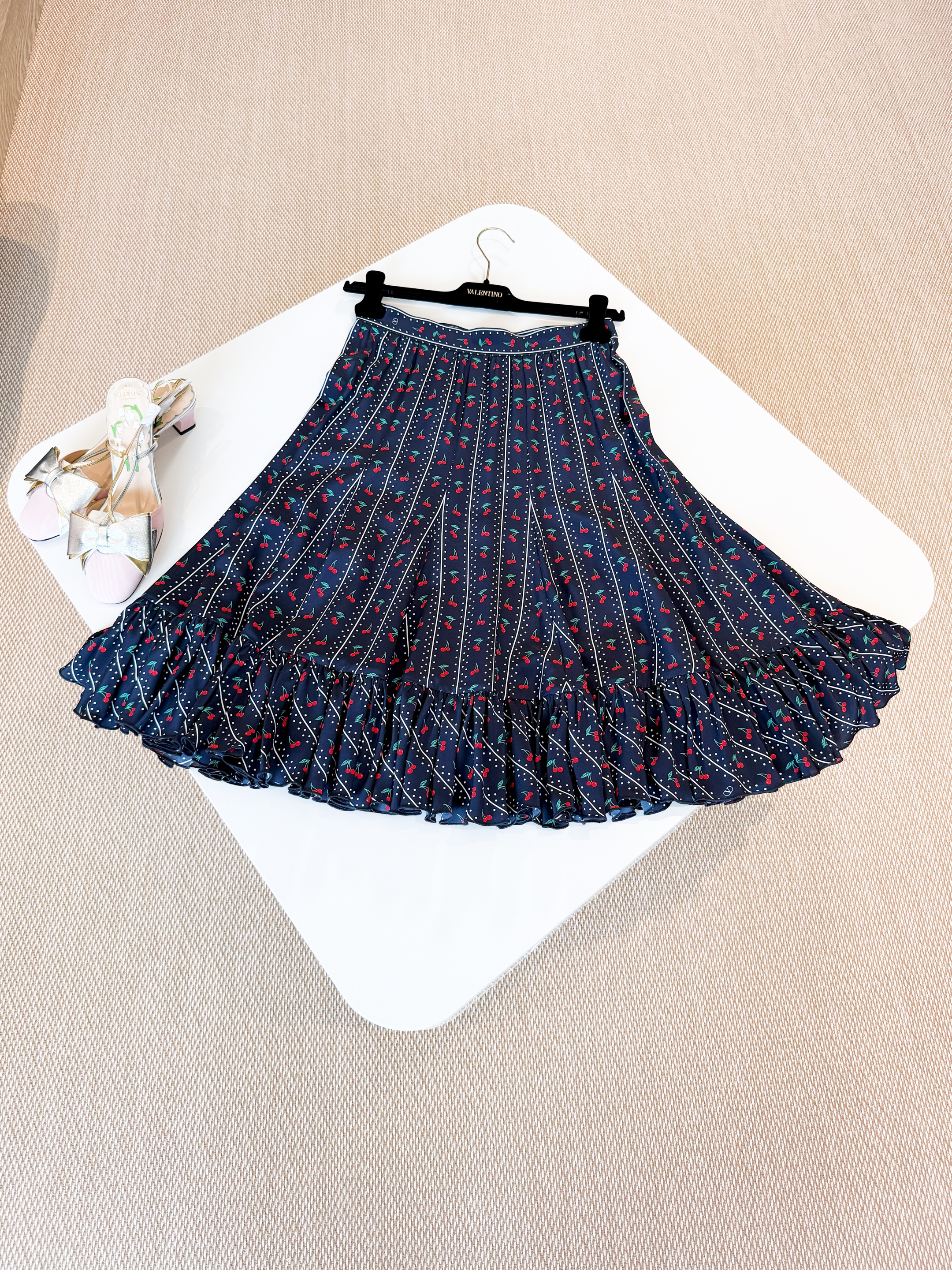 SKIRT 