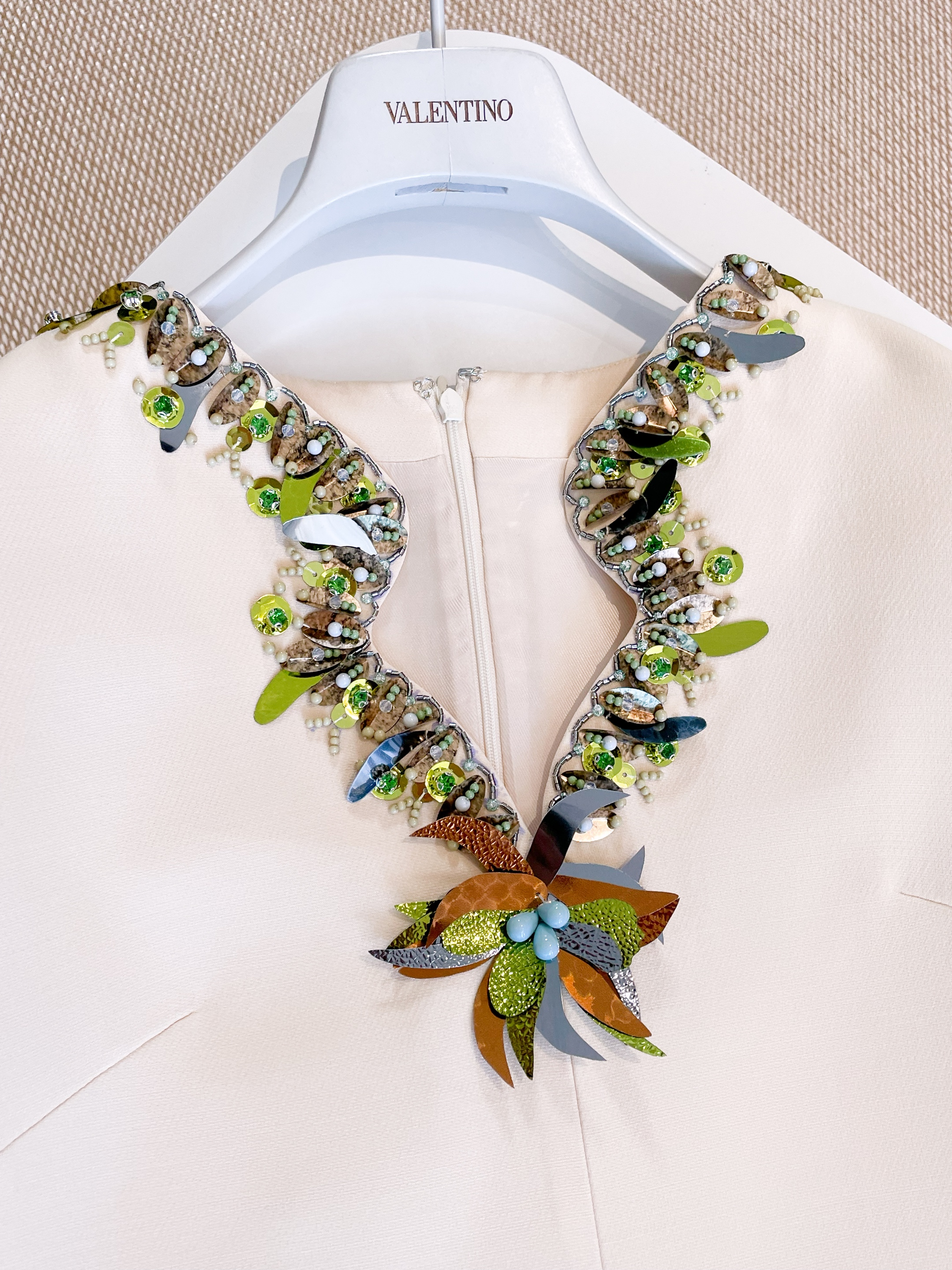 DRESS - Image 4