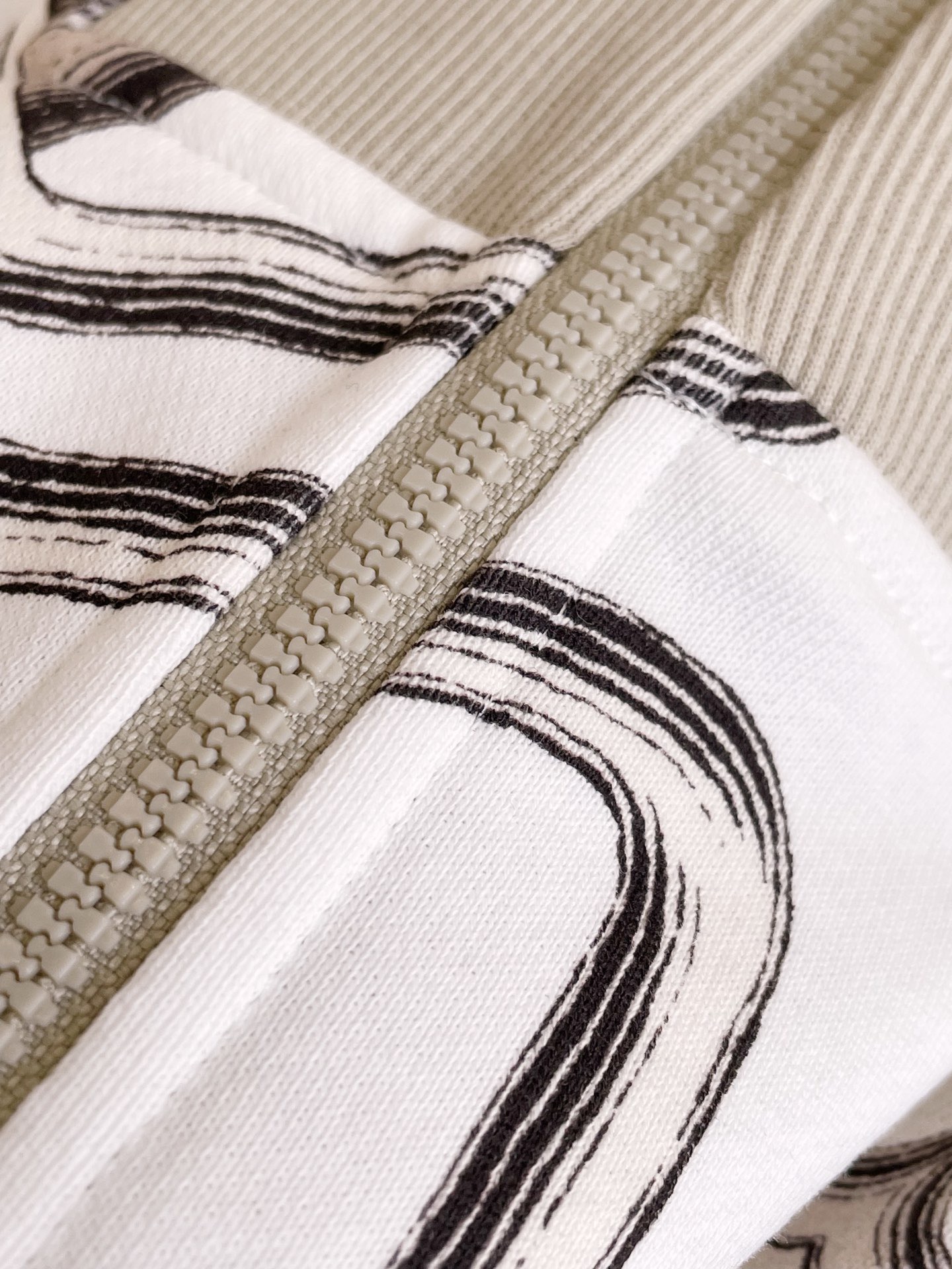 JACKET  - Image 3