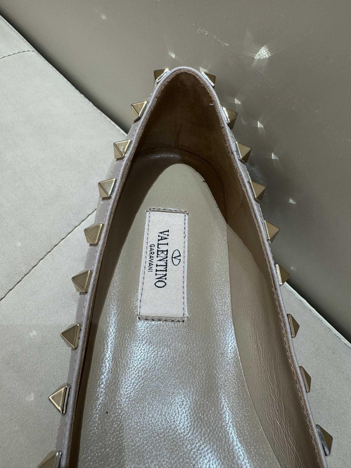 Patent Rockstud Flat - Image 5