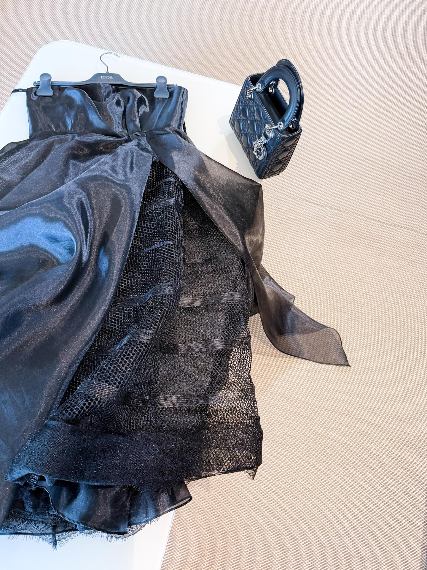 DRESS - Image 4