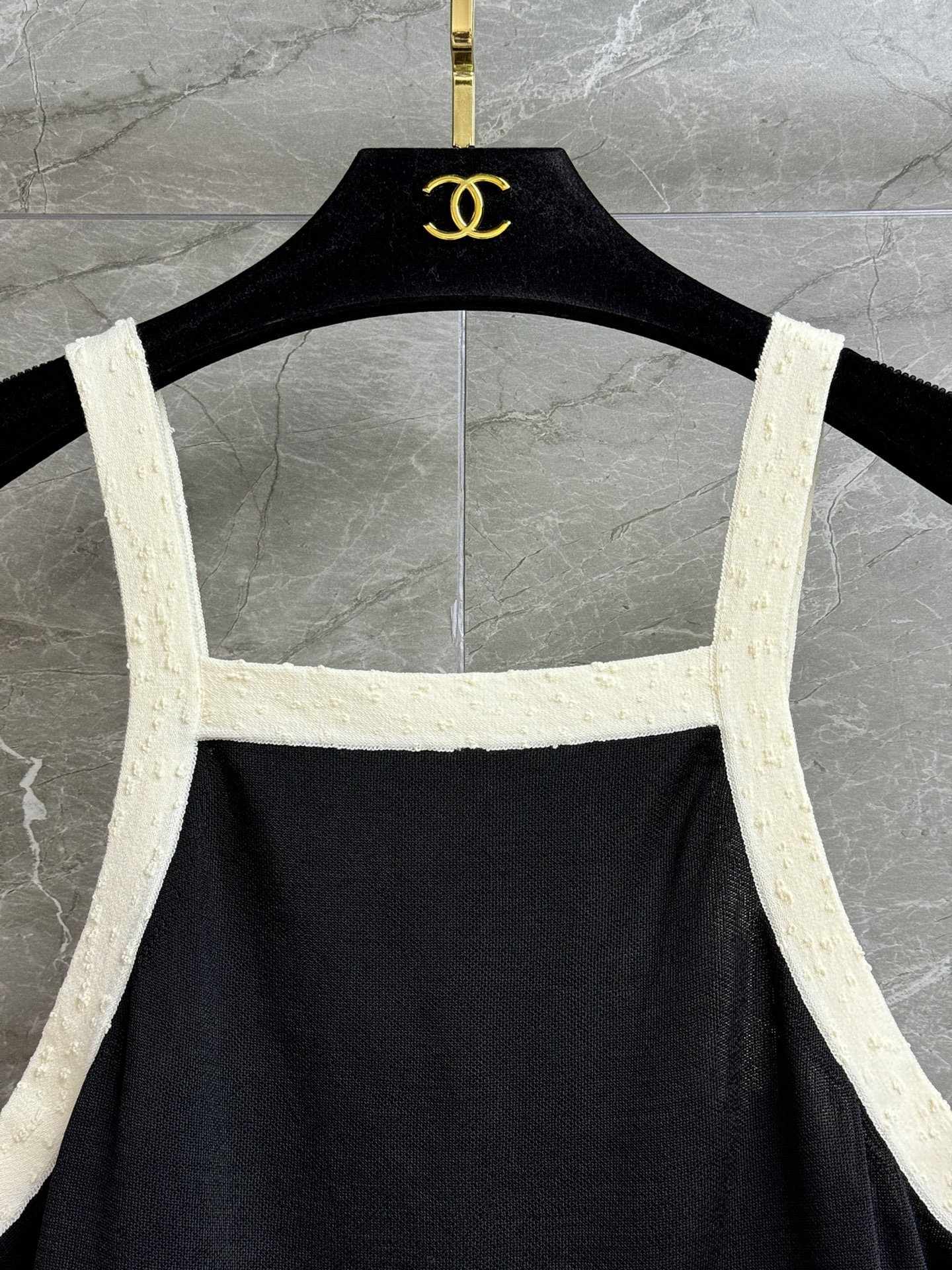 TOP - Image 2