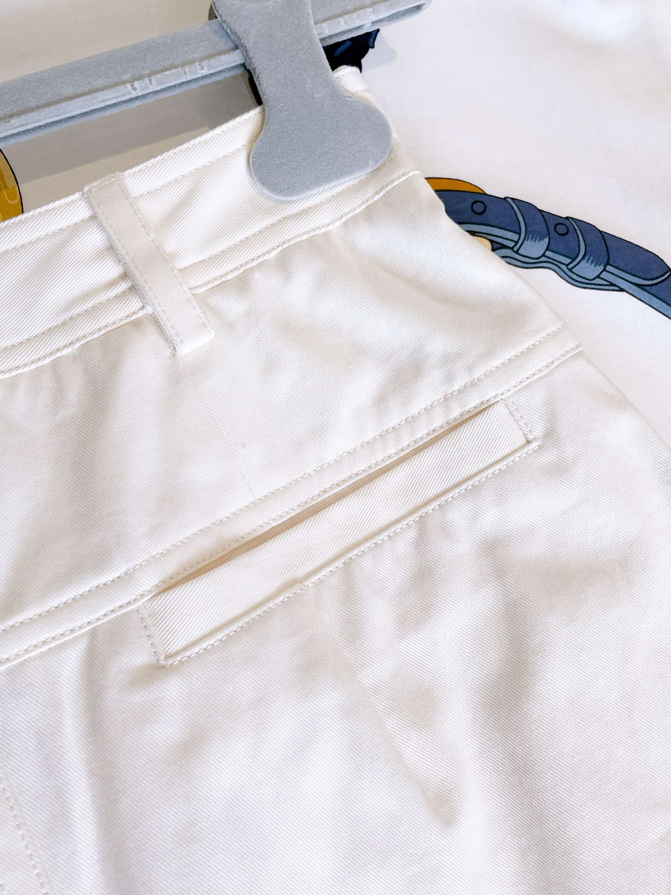 JEANS  - Image 5