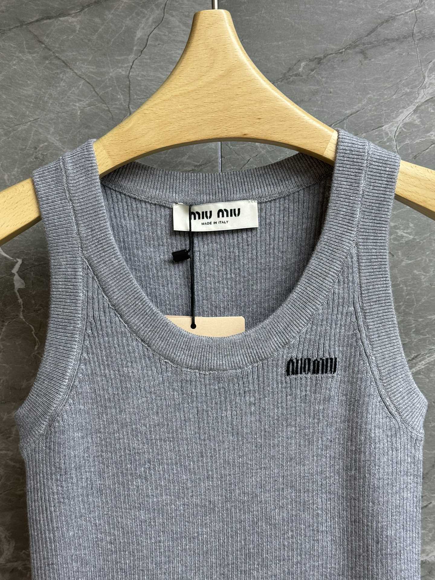KNIT TOP - Image 2