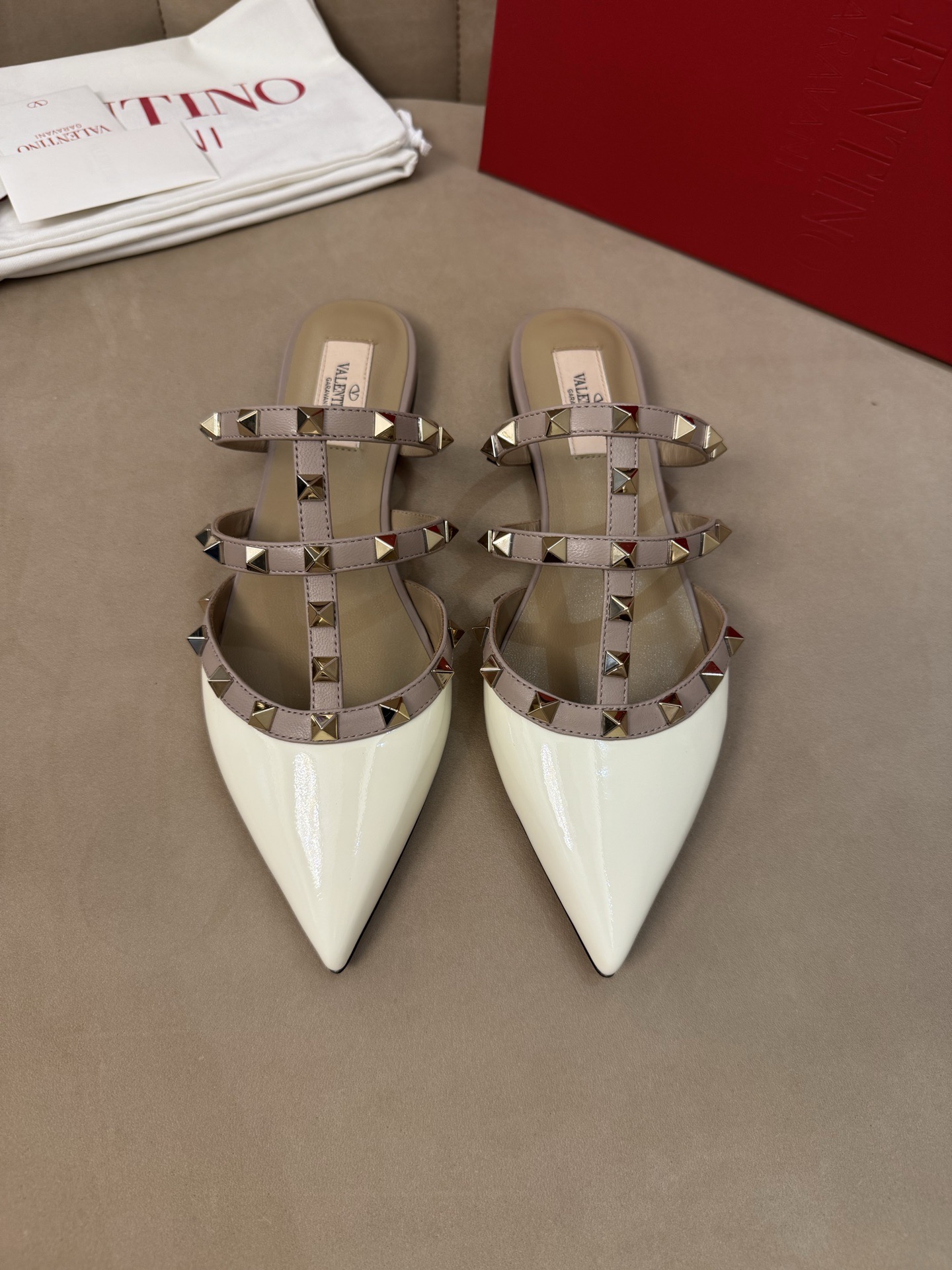Sandal
